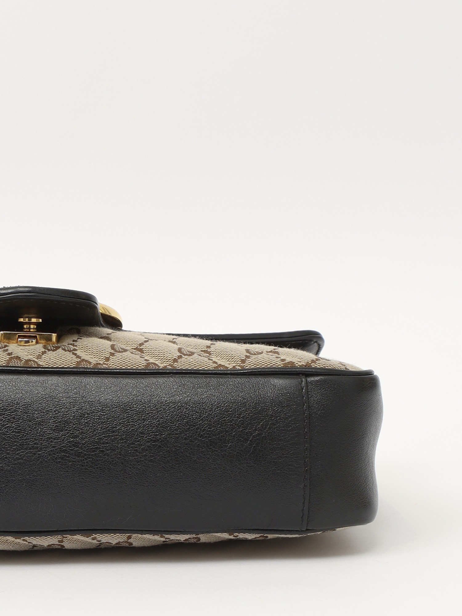 Gucci GG Marmont 9