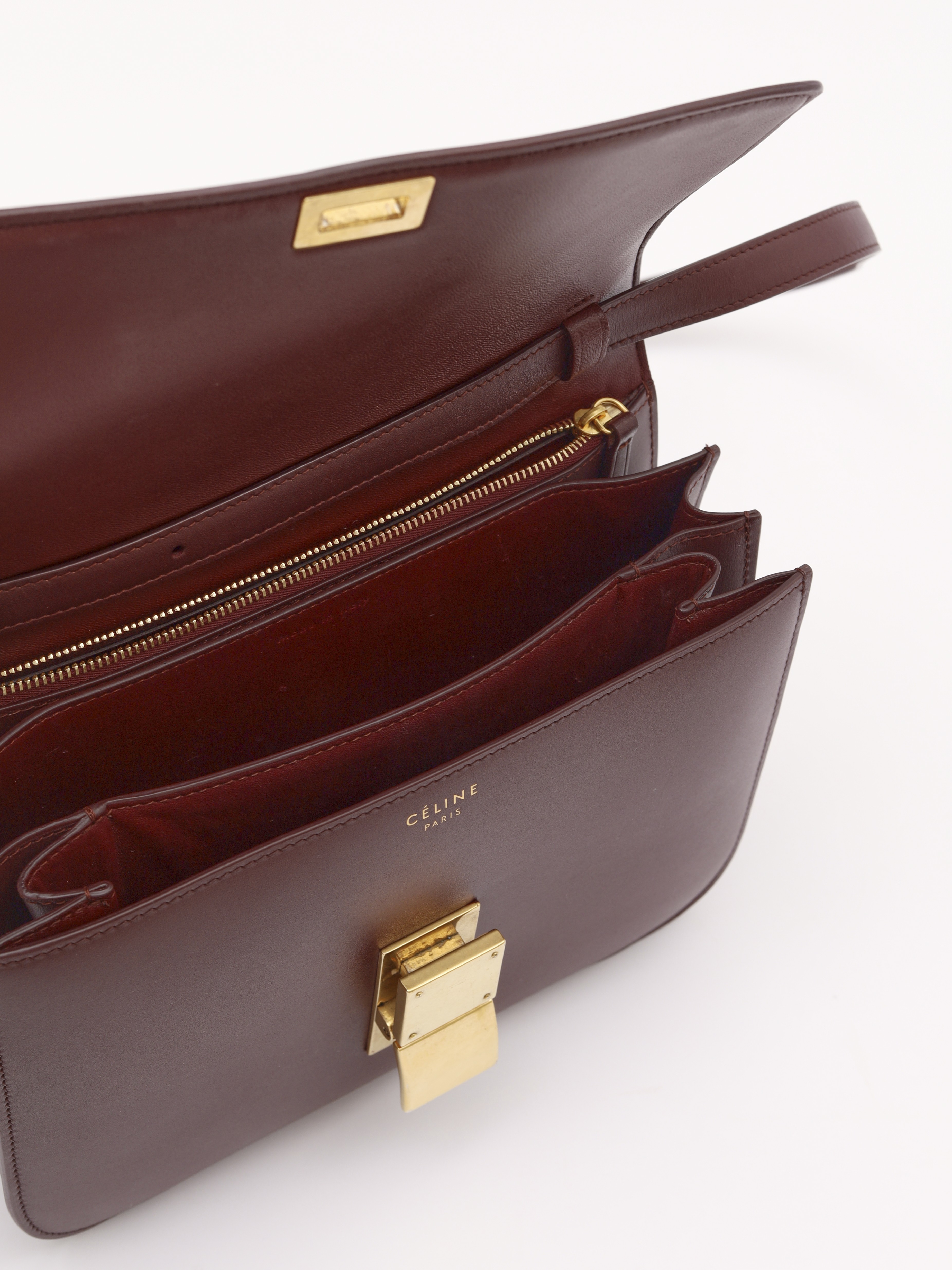 Celine Classic  8