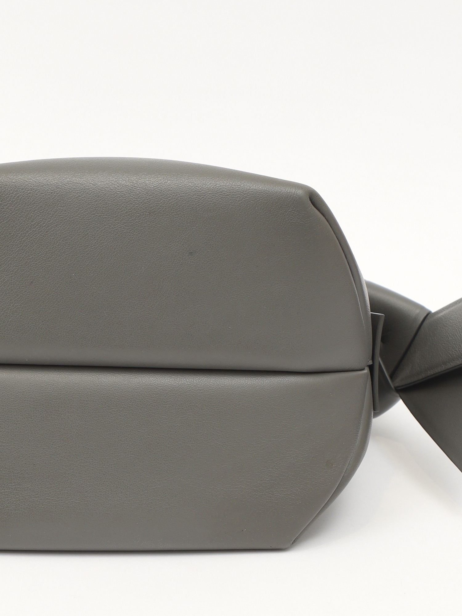 Acne Studios Musubi 9
