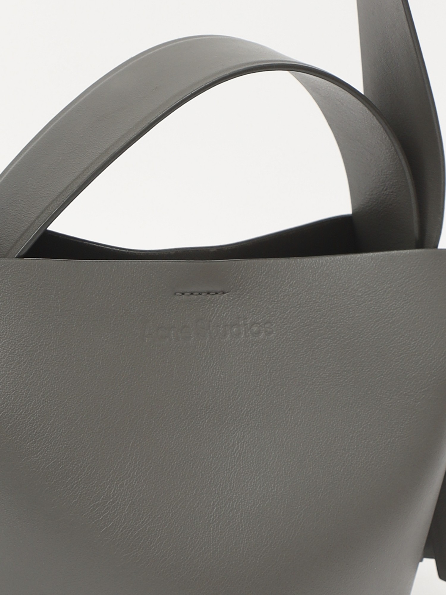 Acne Studios Musubi 5
