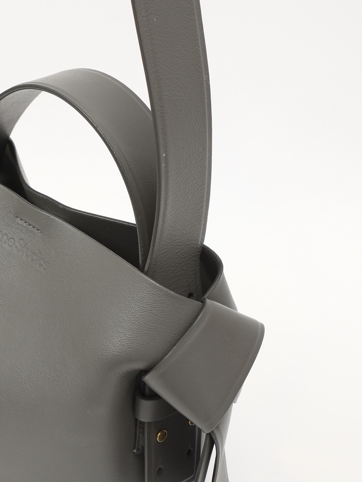 Acne Studios Musubi 7