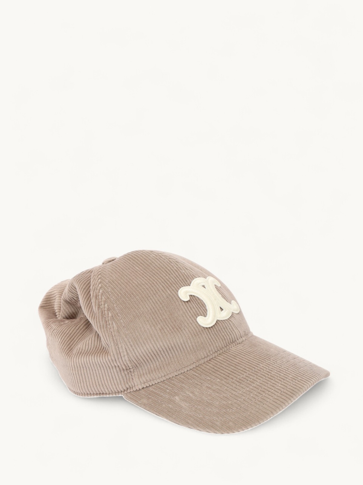 Celine Cap 3