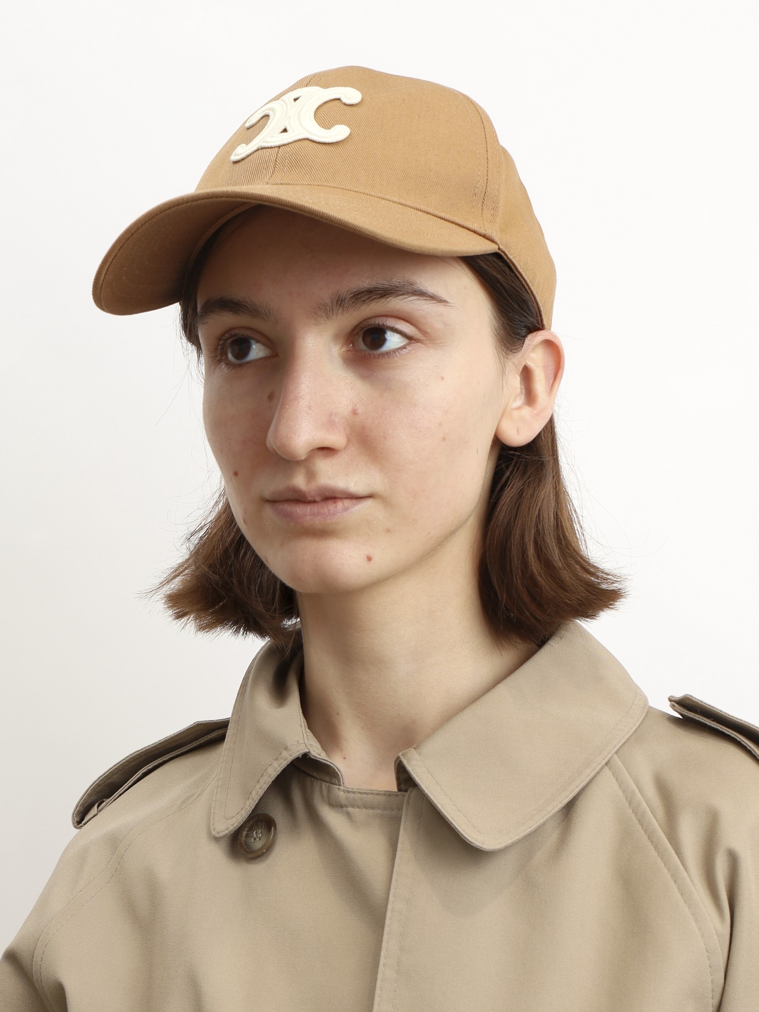 Celine Cap 1