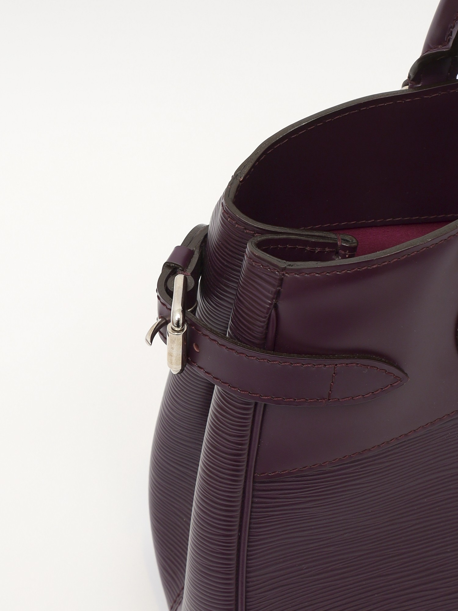 Louis Vuitton Passy 5