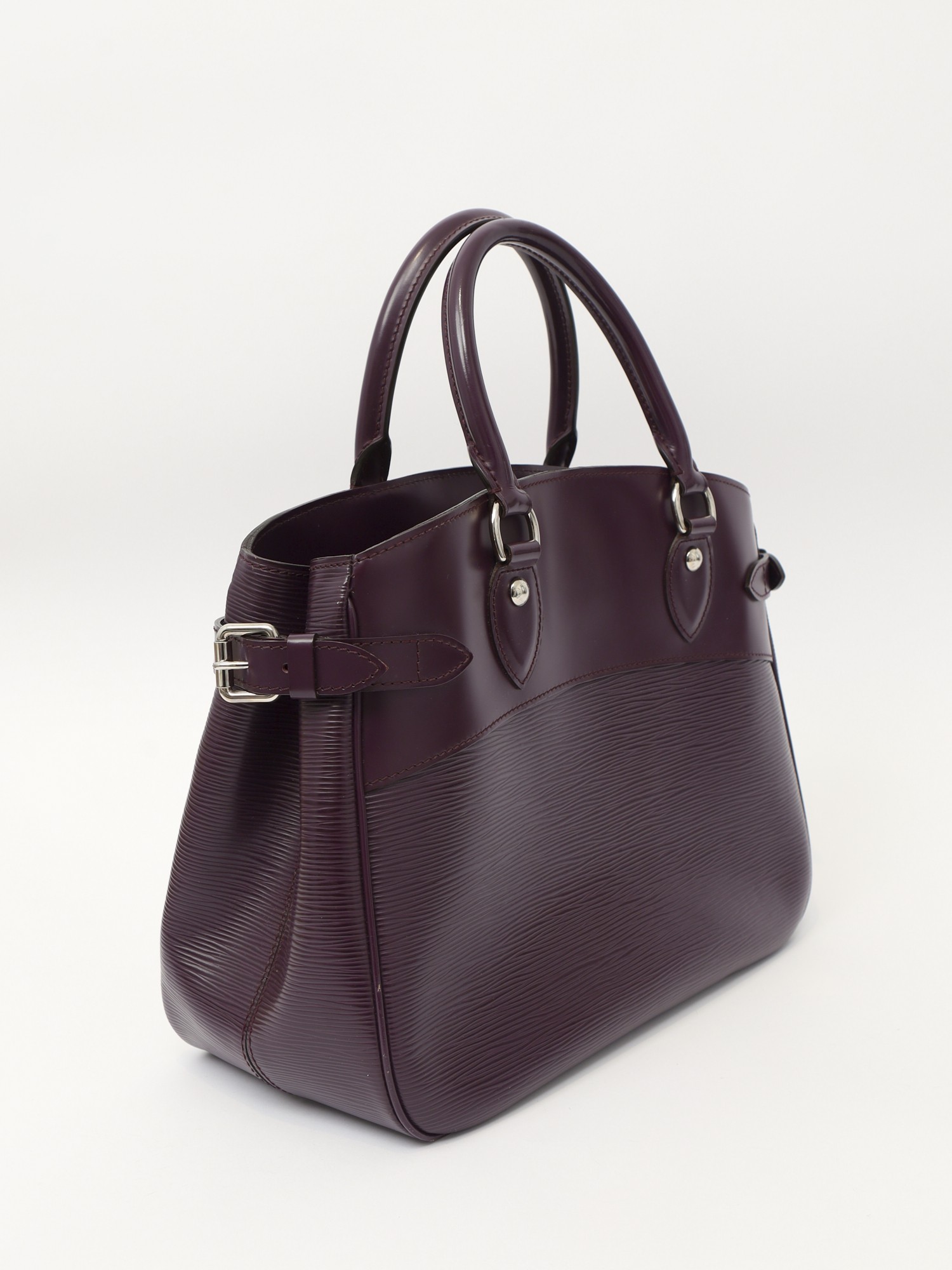 Louis Vuitton Passy 3