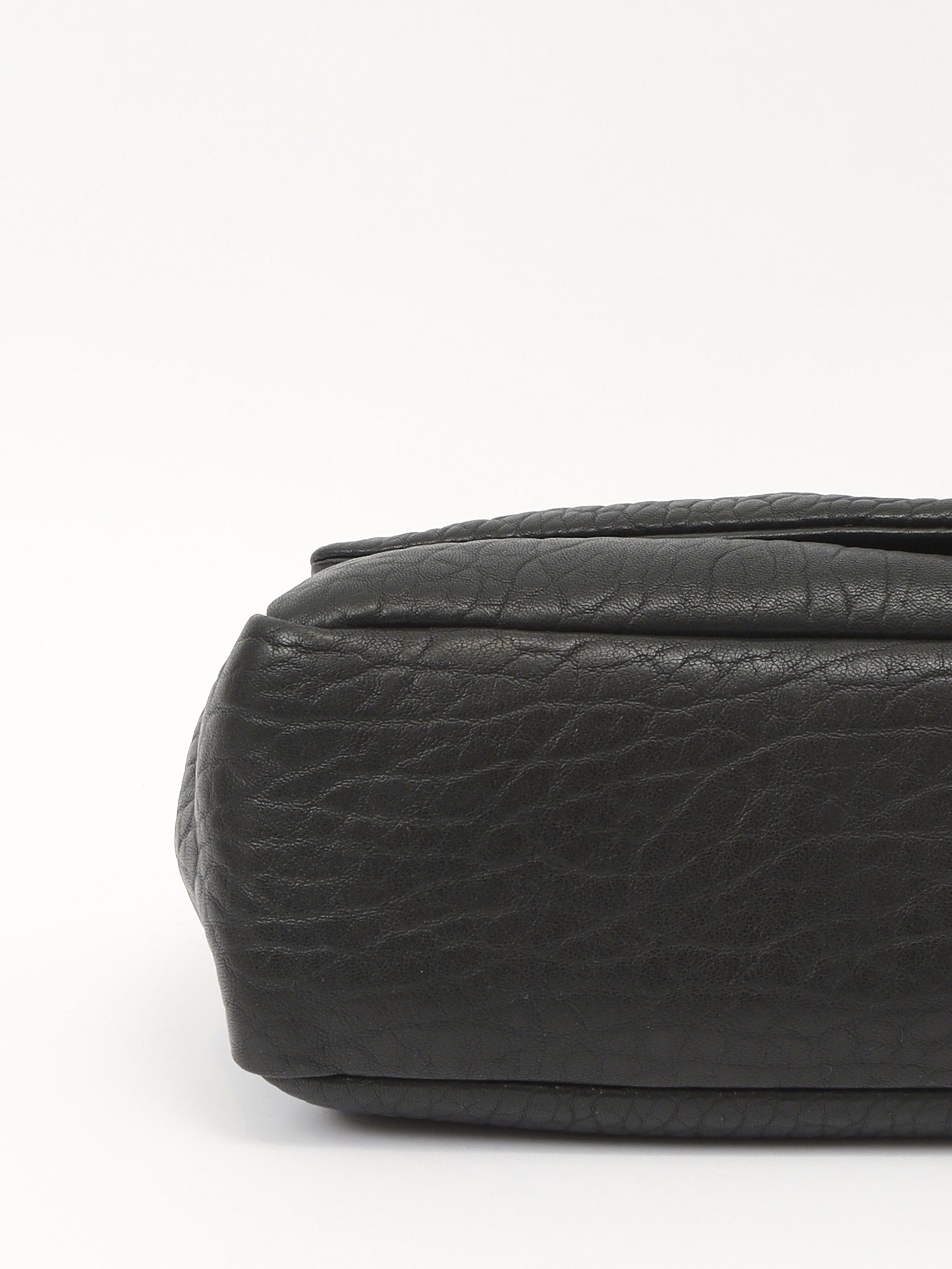 Saint Laurent Calypso 8