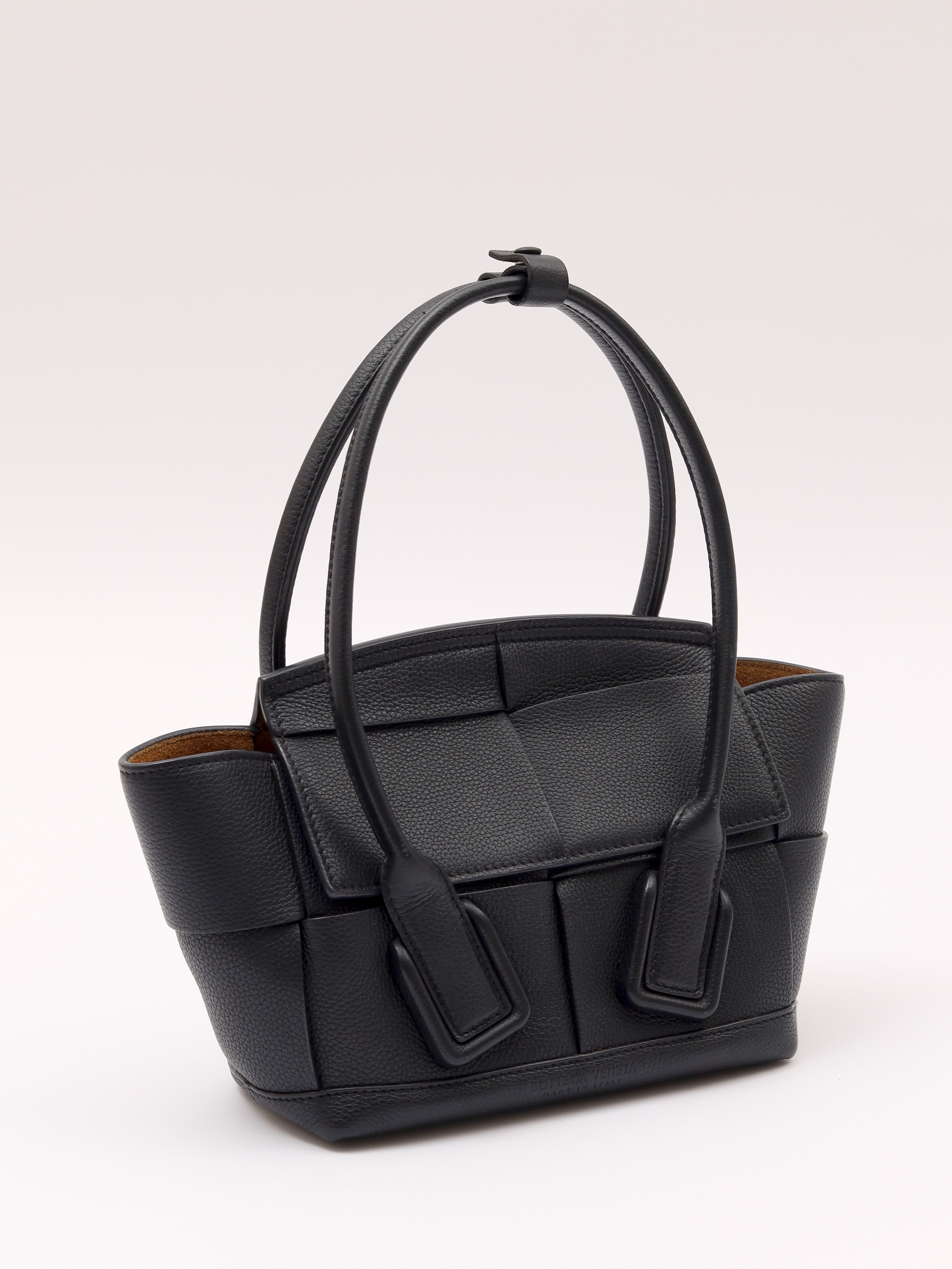 Bottega Veneta Arco  2