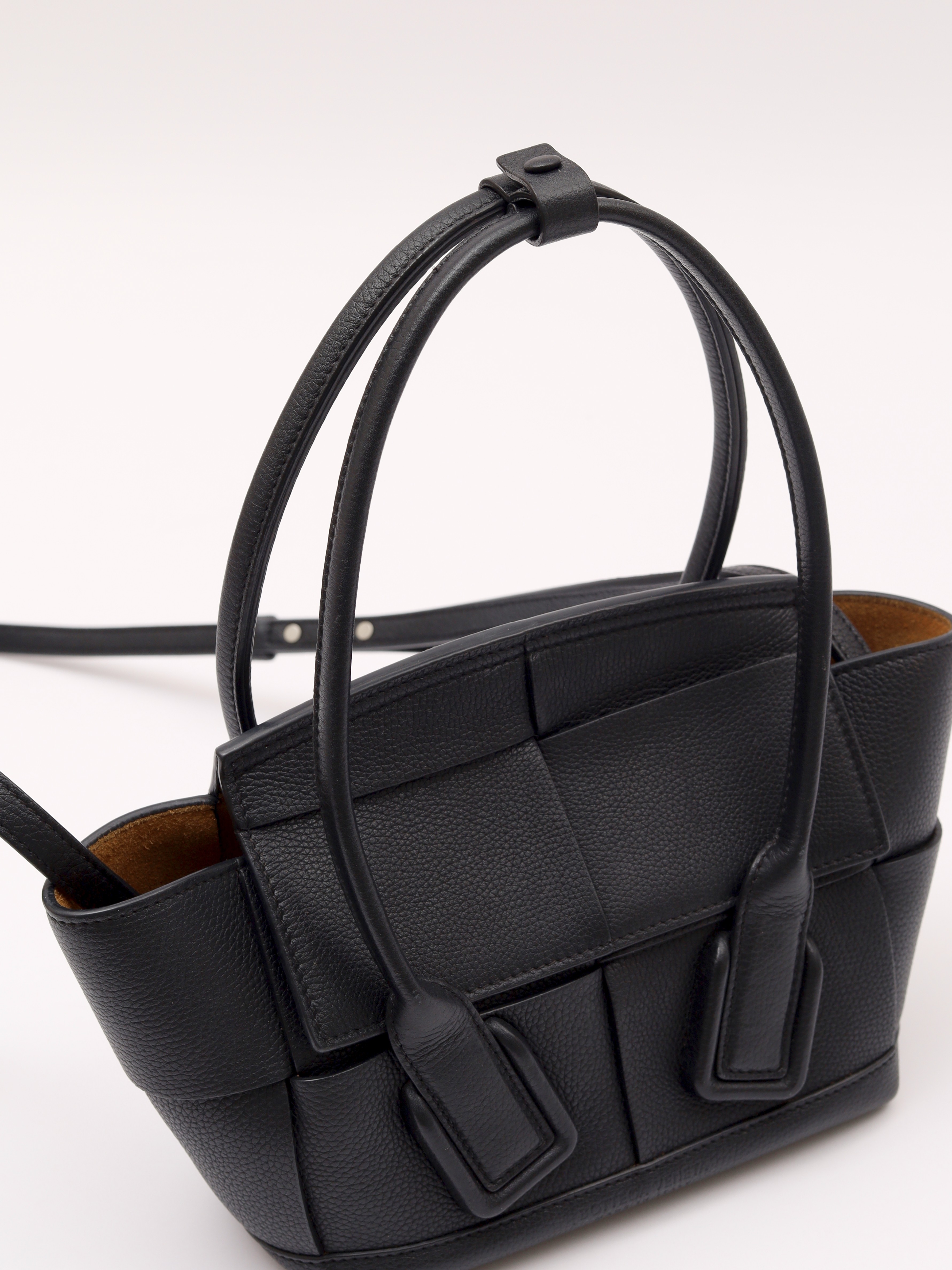 Bottega Veneta Arco  5