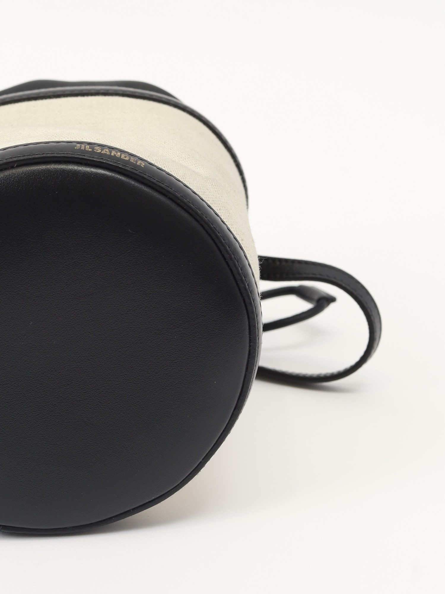 Jil Sander Drawket 8