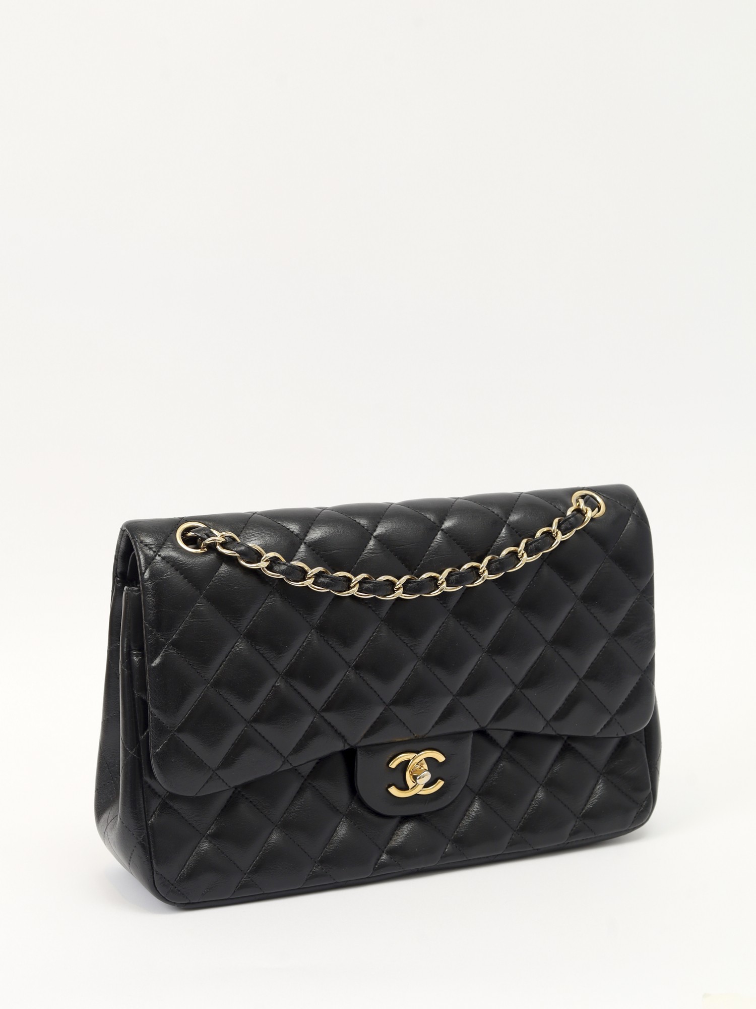 Chanel Timeless Classic 2