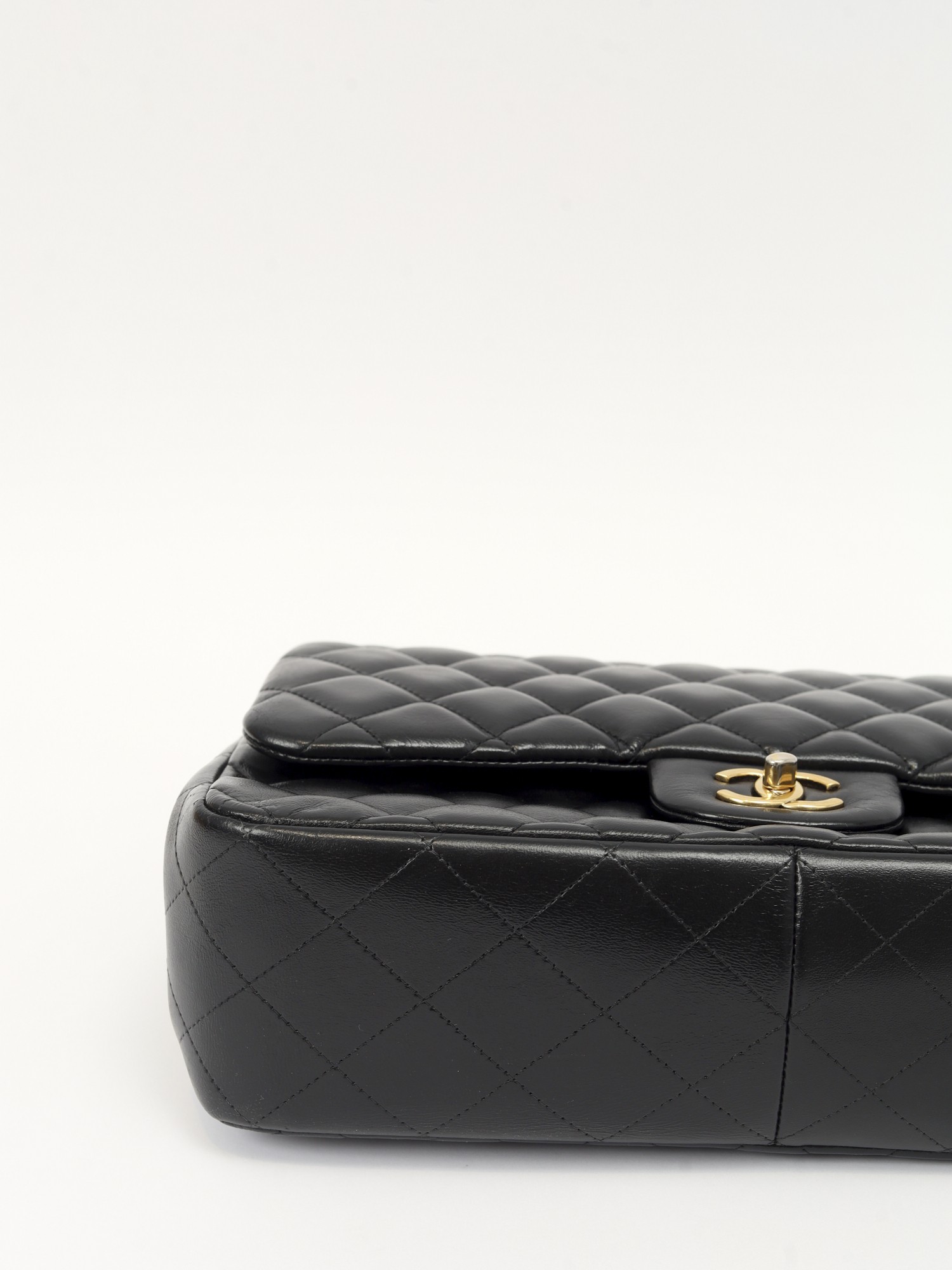Chanel Timeless Classic 6