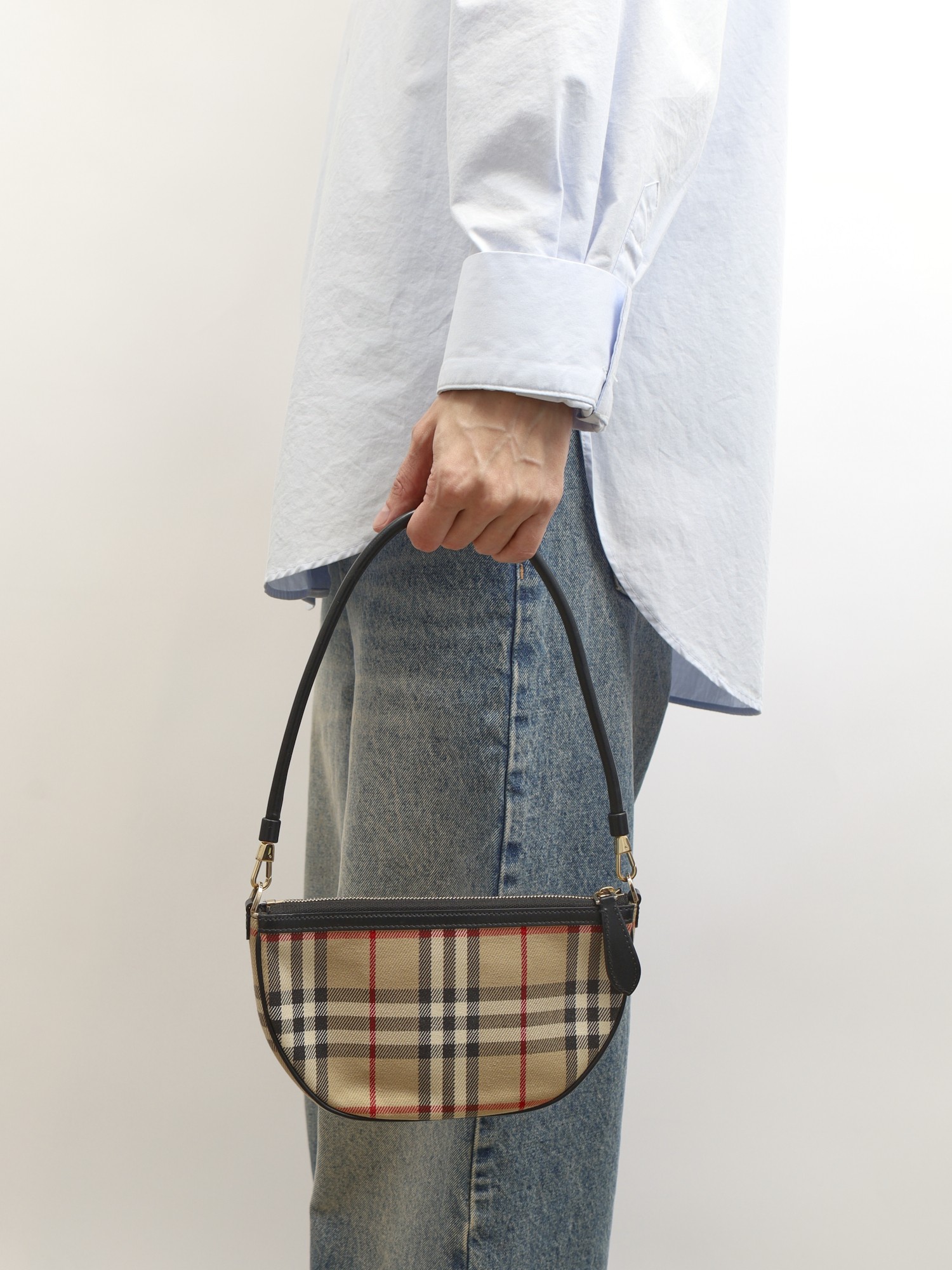 Burberry Olympia  1