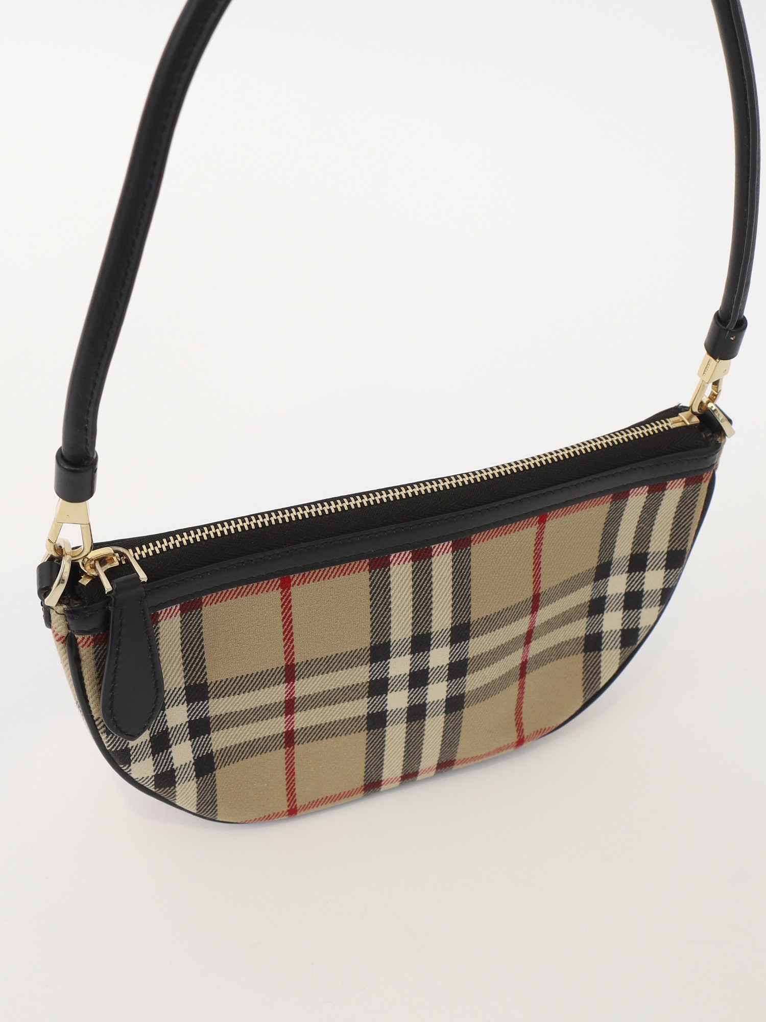 Burberry Olympia  4