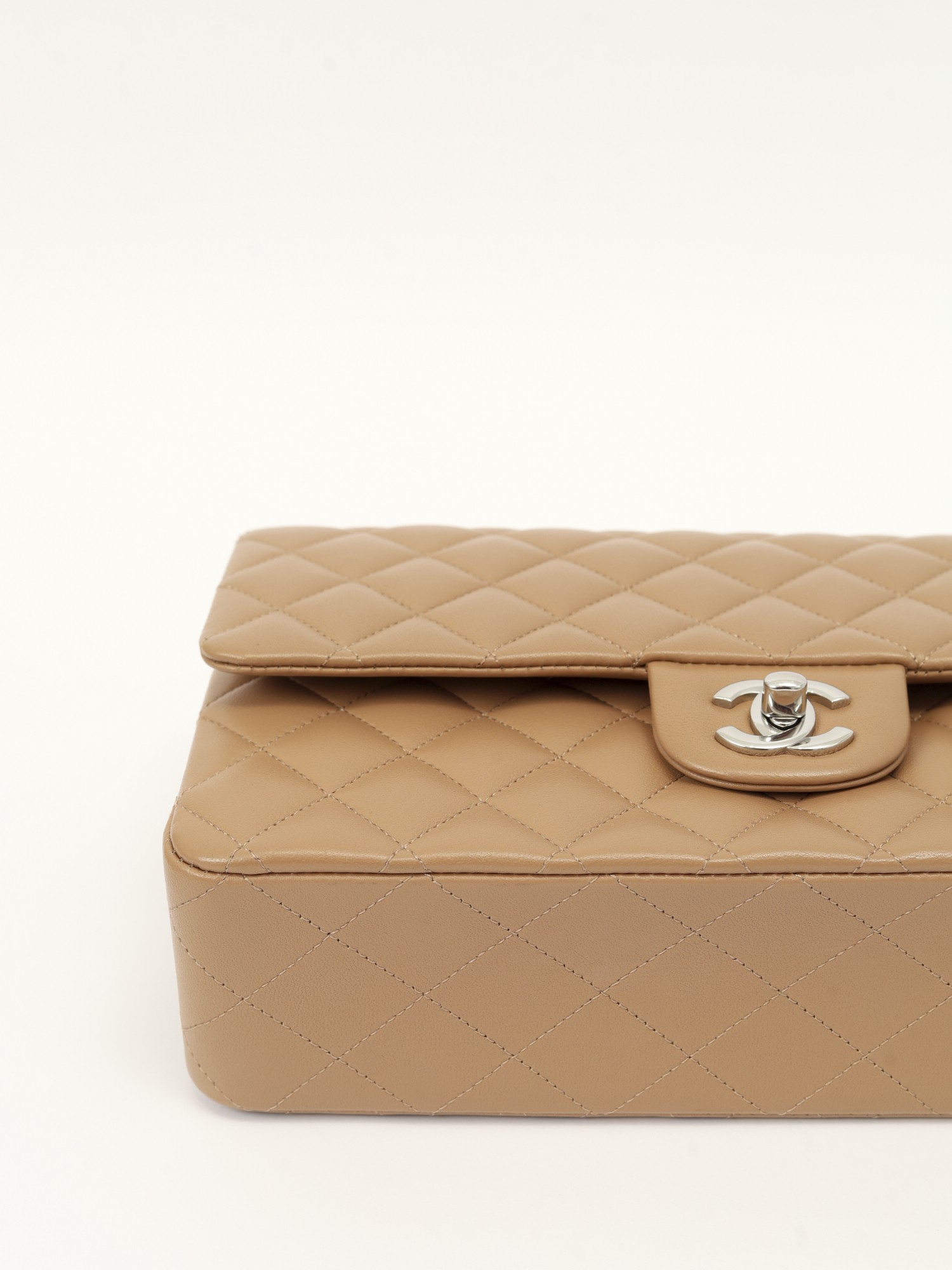 Chanel Timeless Classic 6