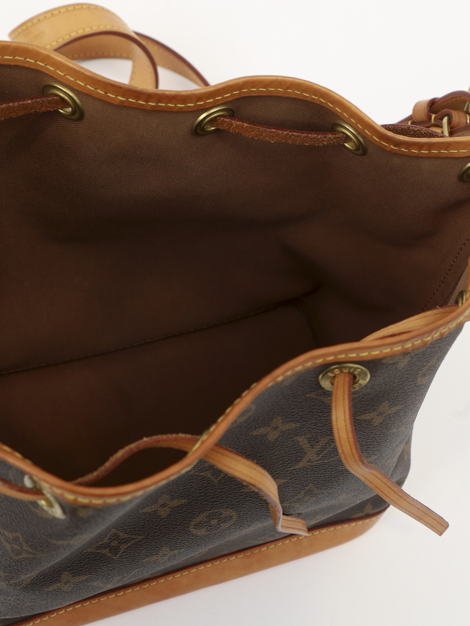 Louis Vuitton Noe 9