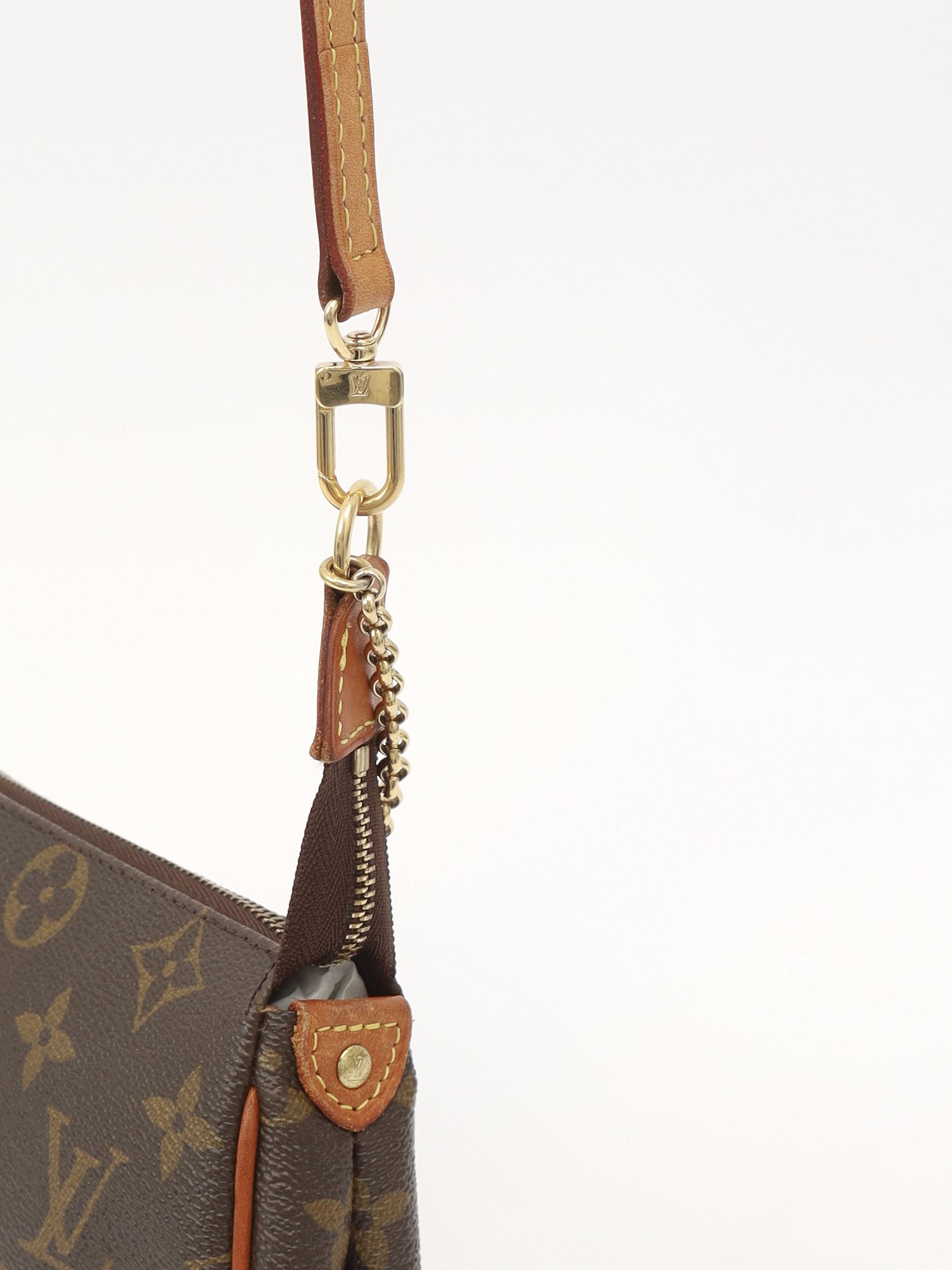 Louis Vuitton Eva 7