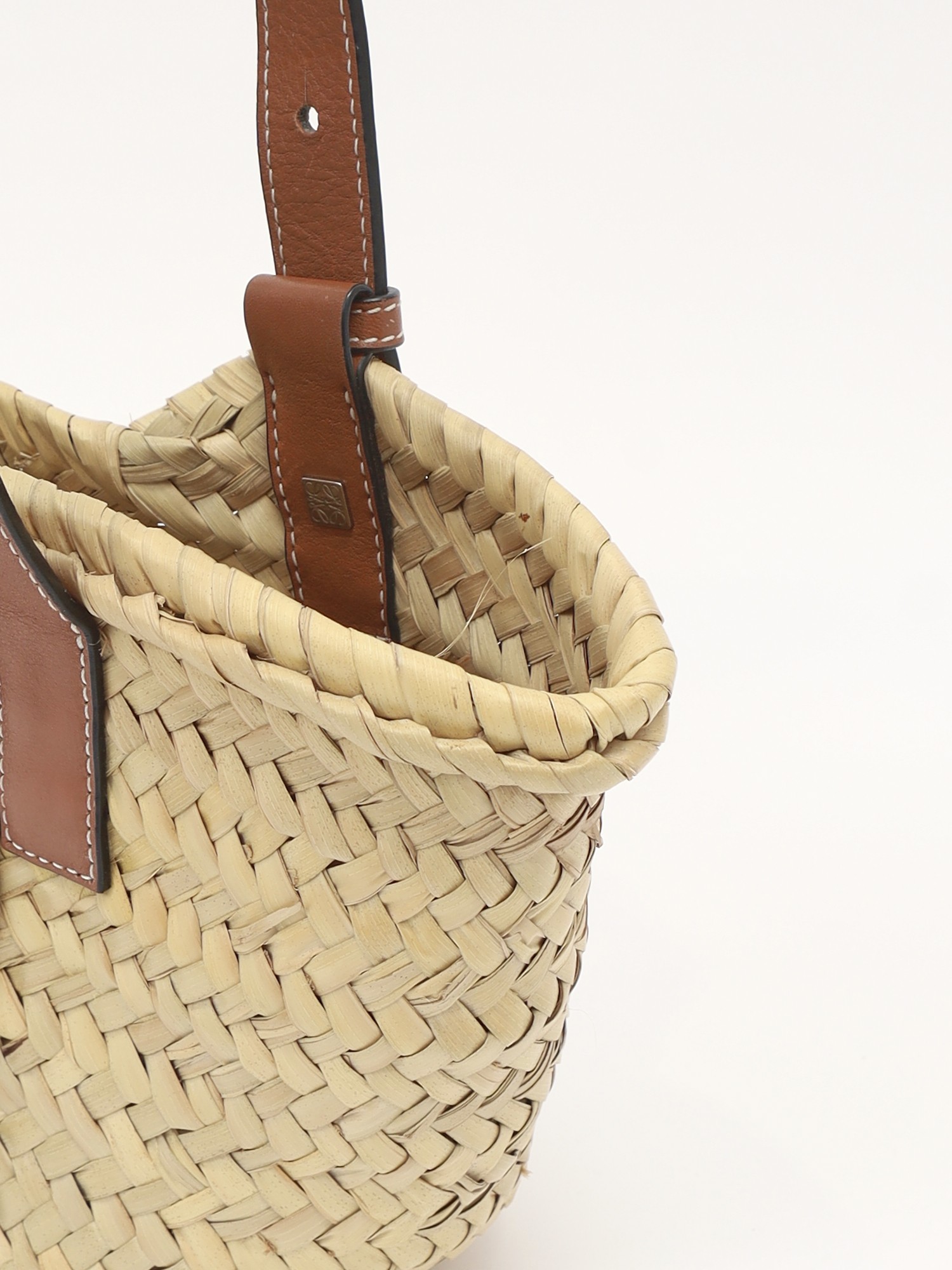 Loewe Basket 6