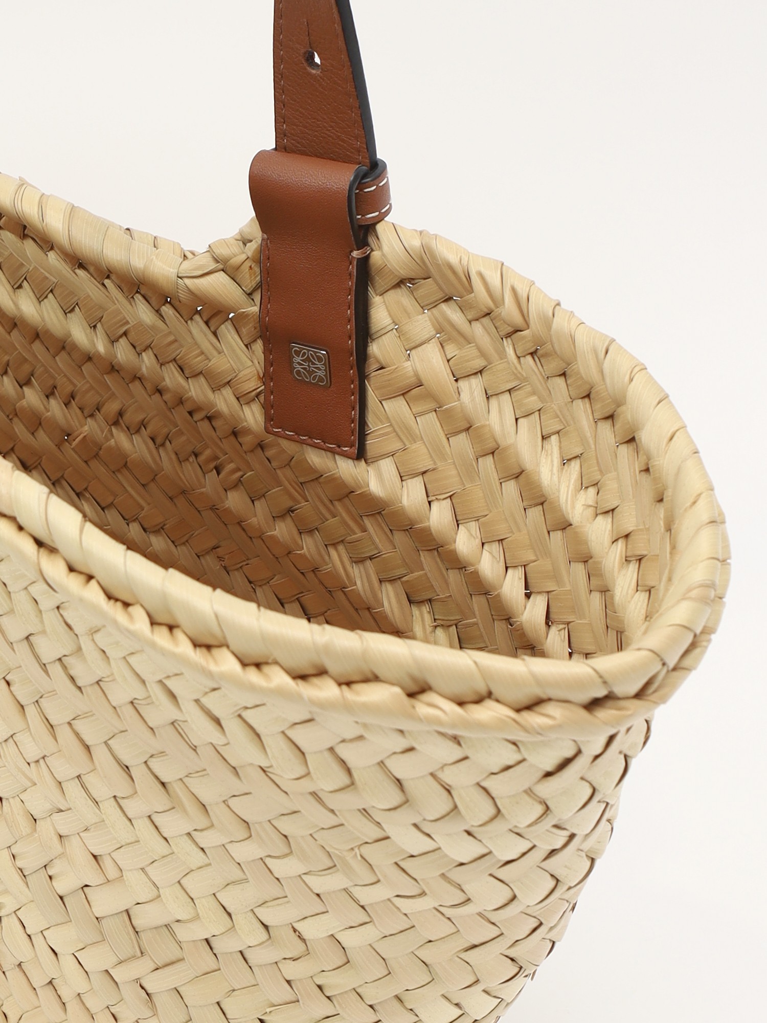 Loewe Basket 6