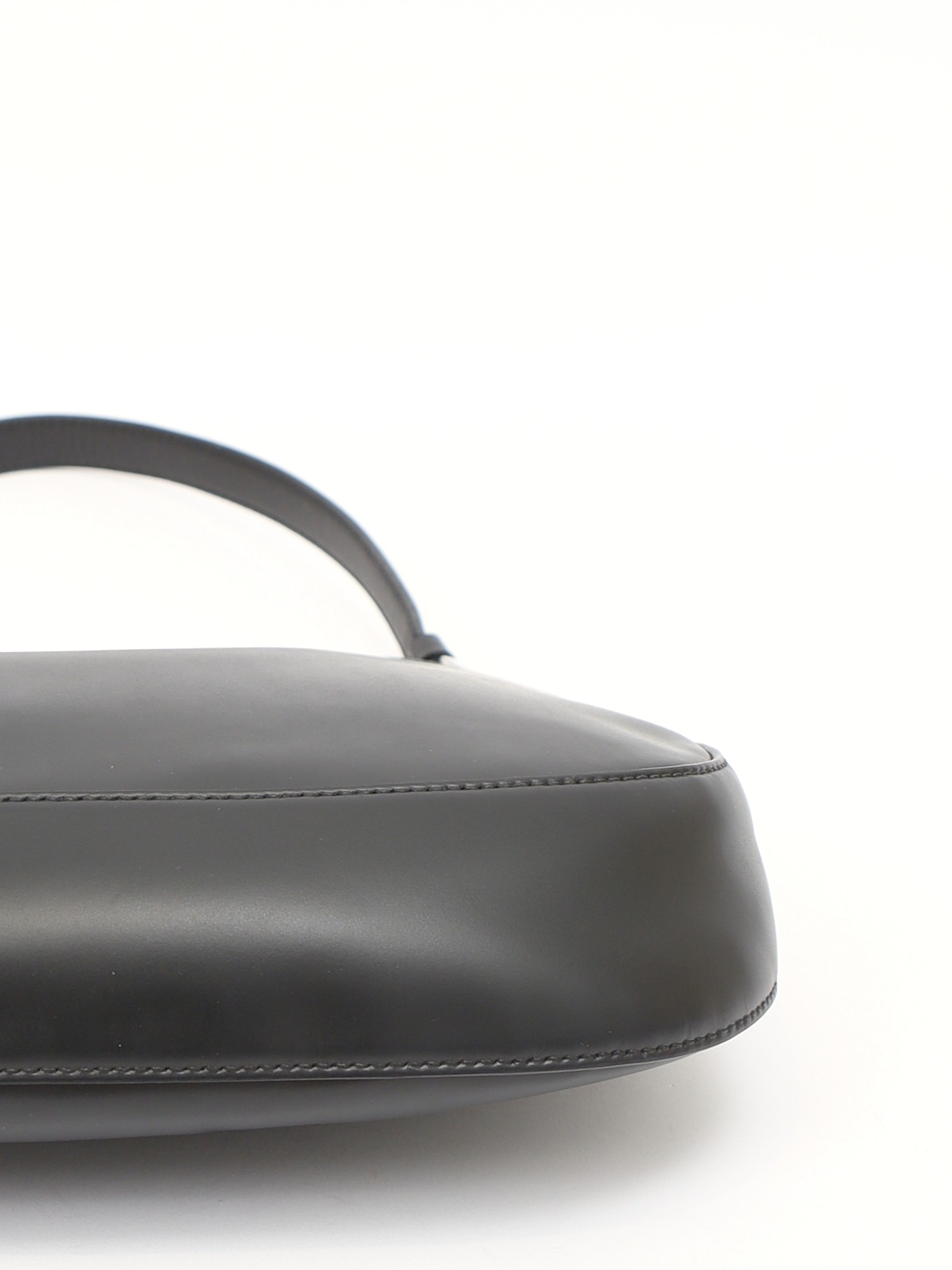 Prada Cleo 8