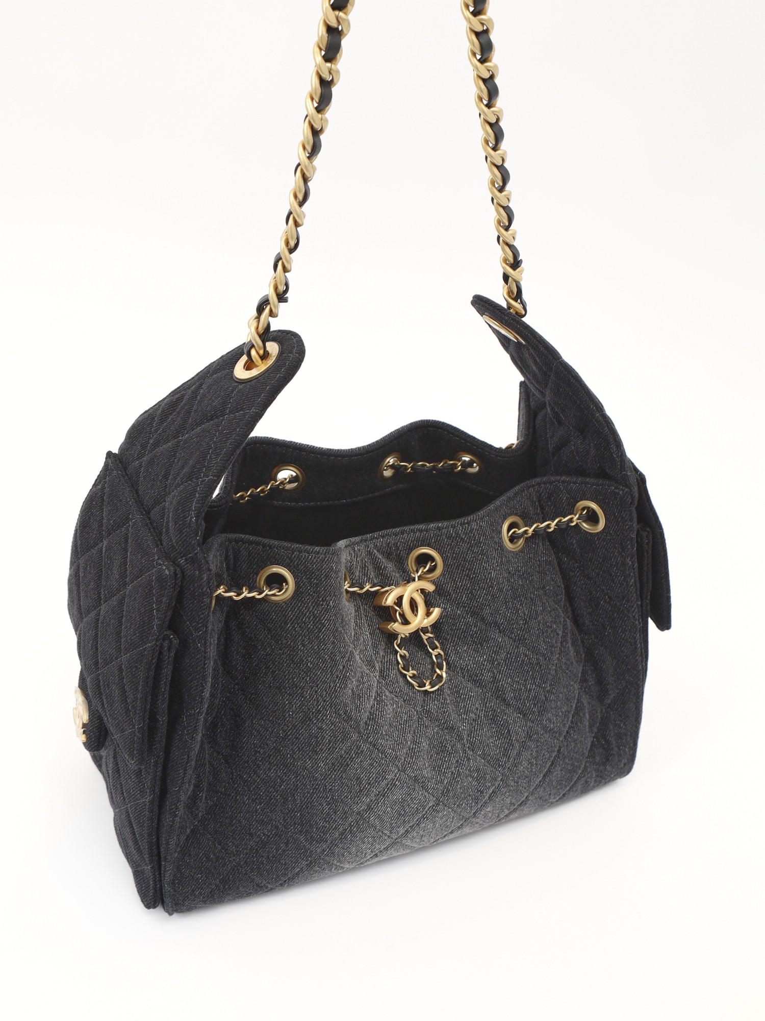 Chanel 25 4