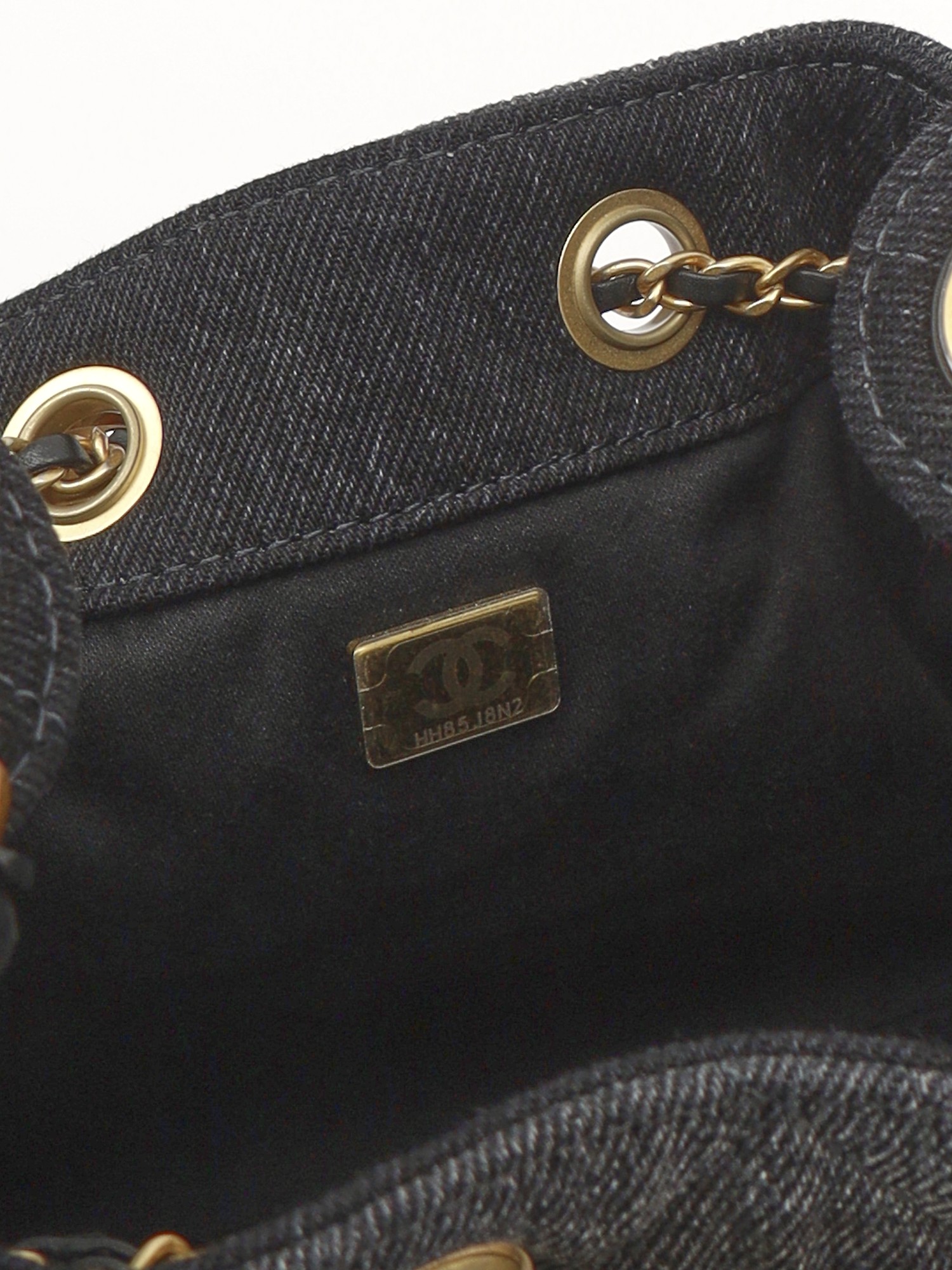 Chanel 25 11