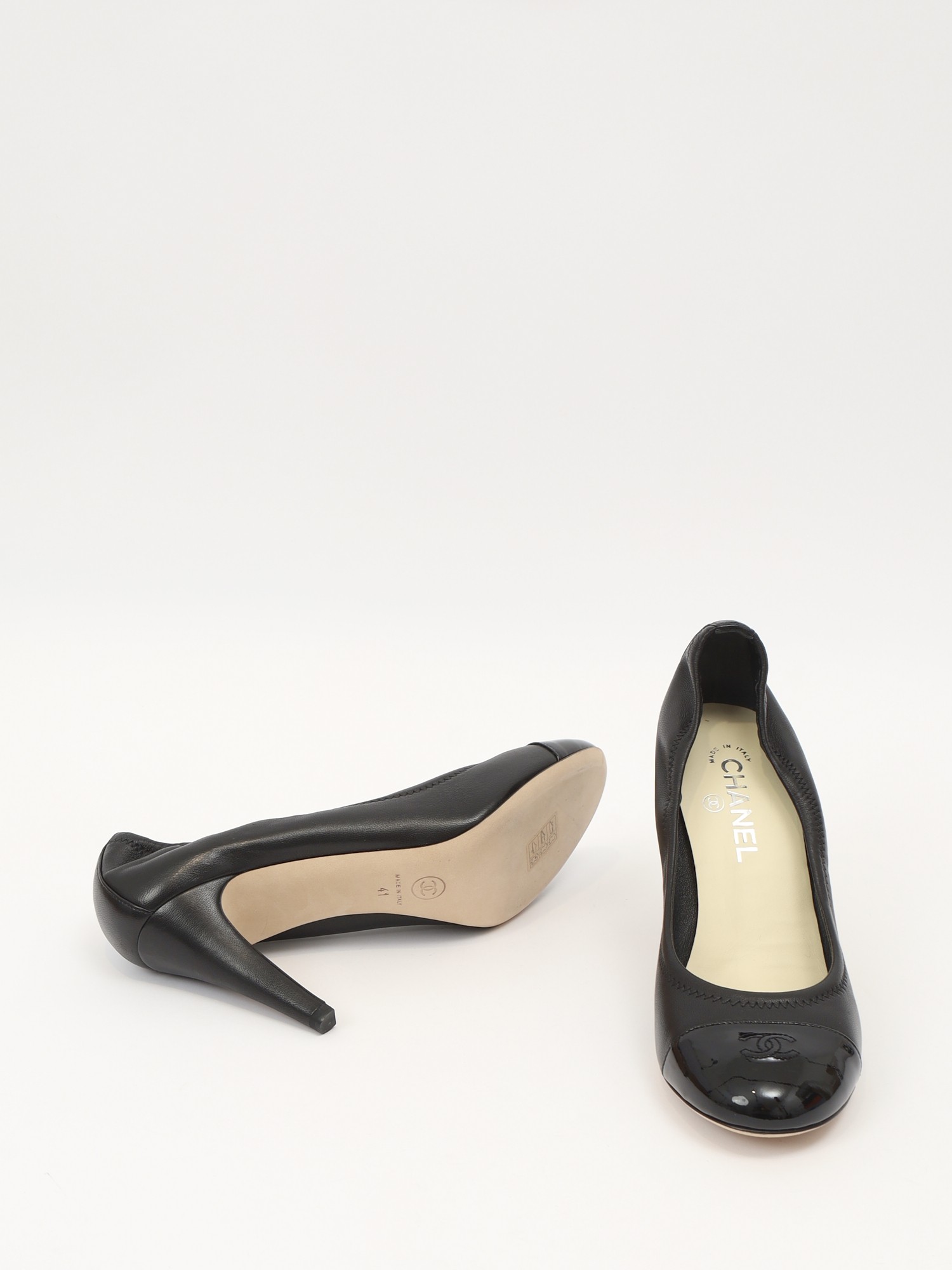 Chanel Shoes 41 10
