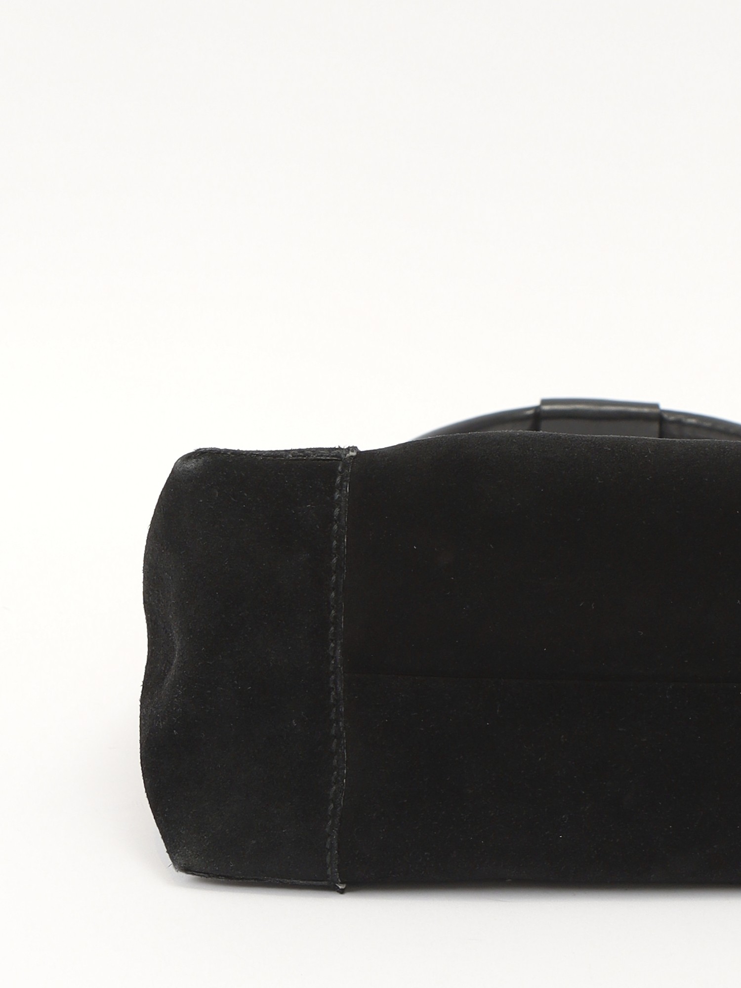 Gucci Leather Bag 6