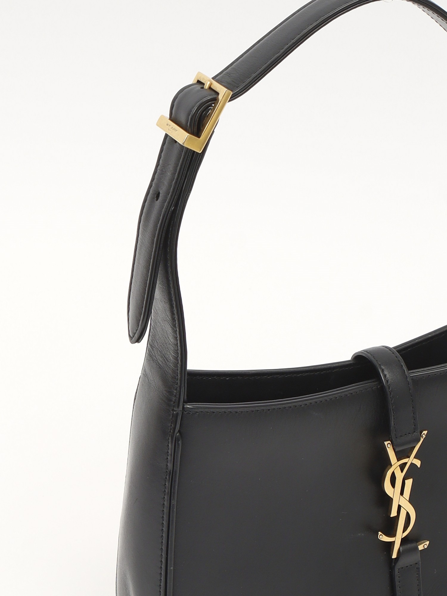 Saint Laurent Le 5 a 7 5