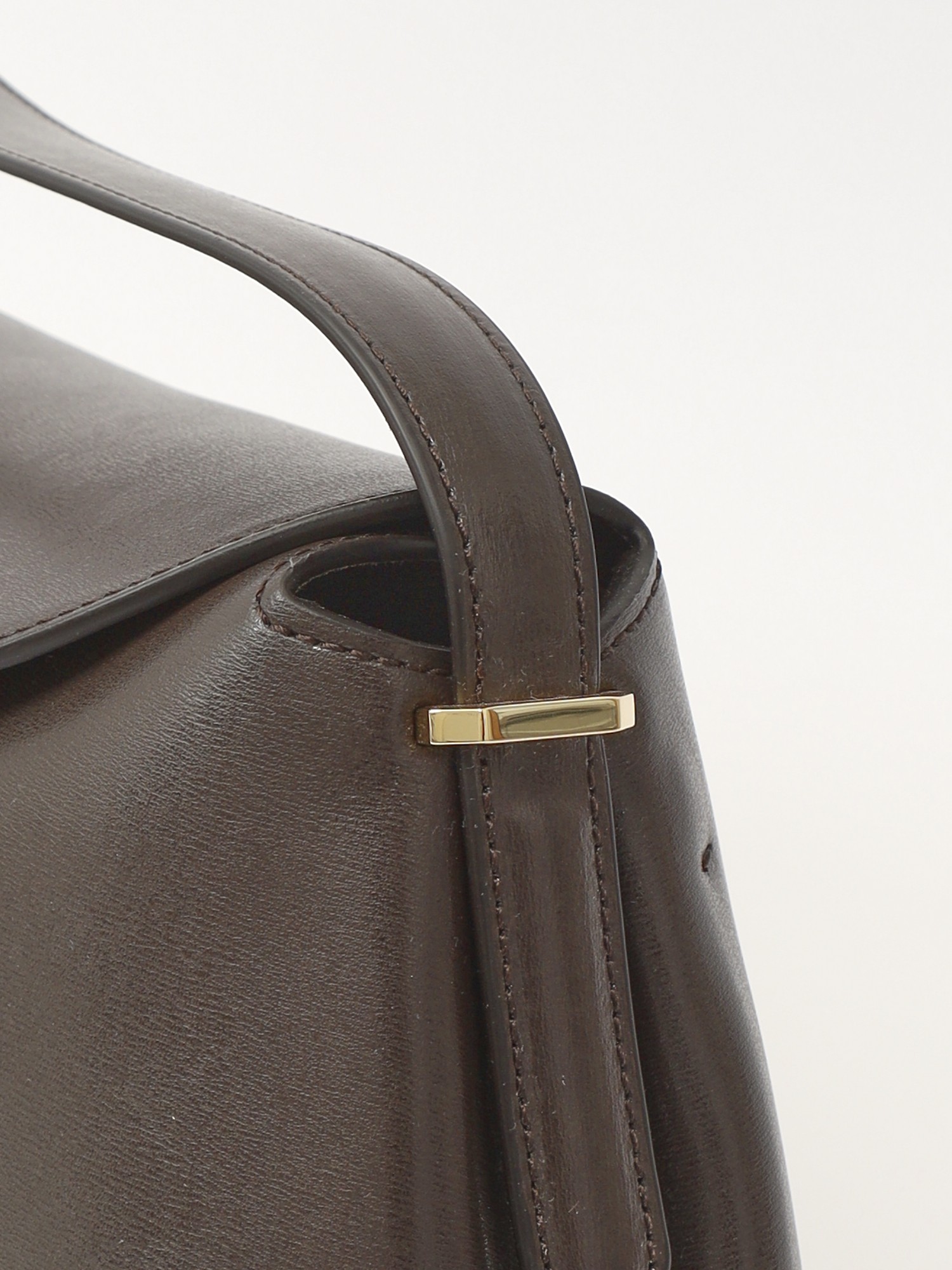 Toteme T-Lock 6