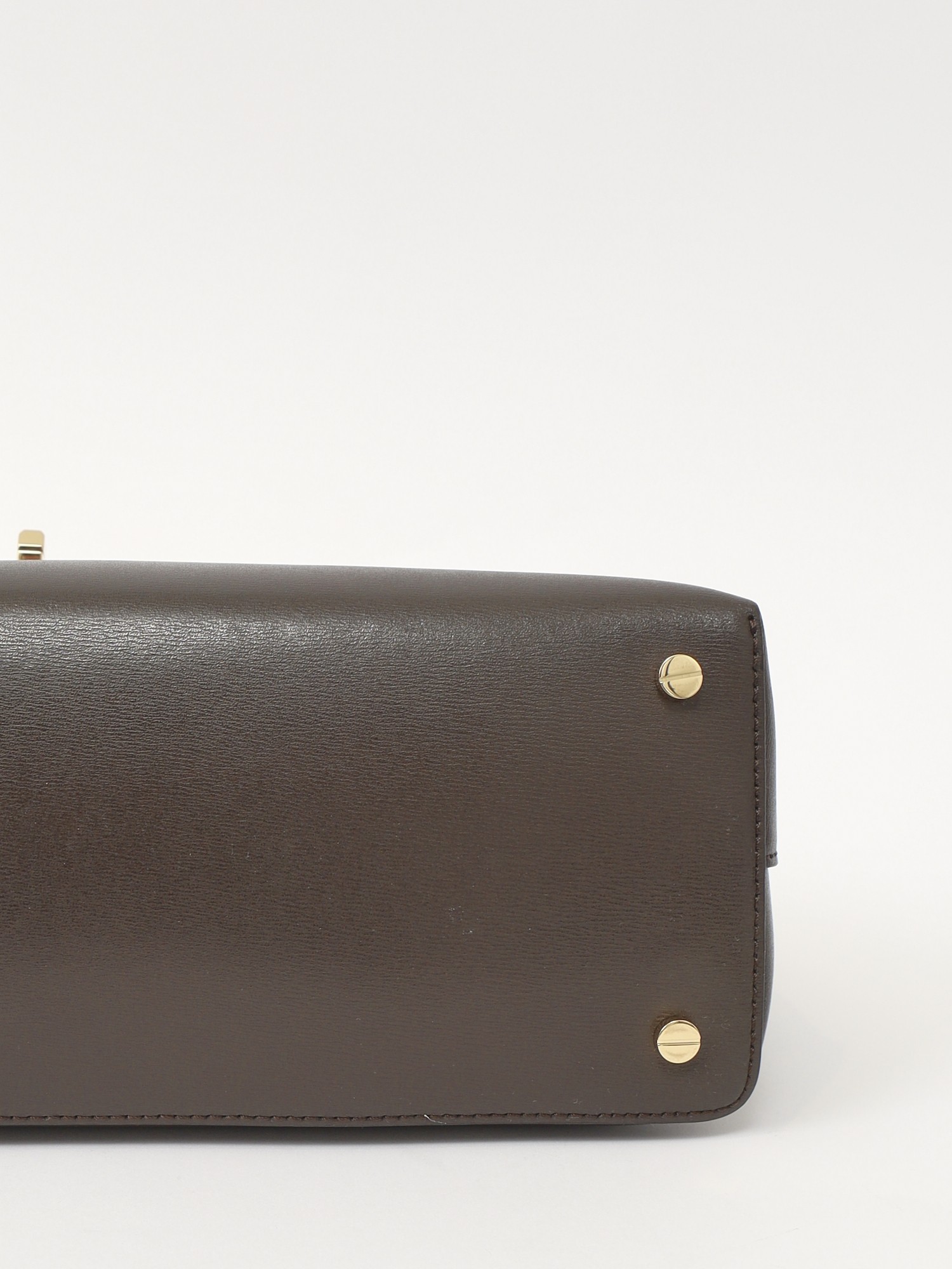 Toteme T-Lock 8