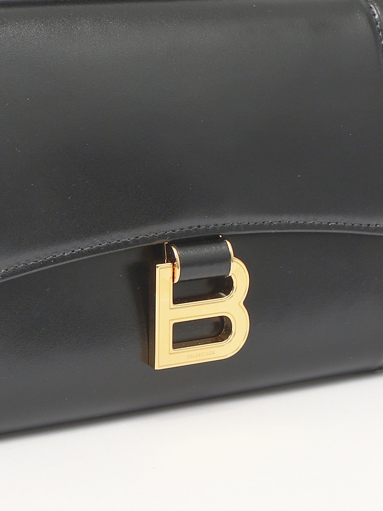 Balenciaga Hourglass 4