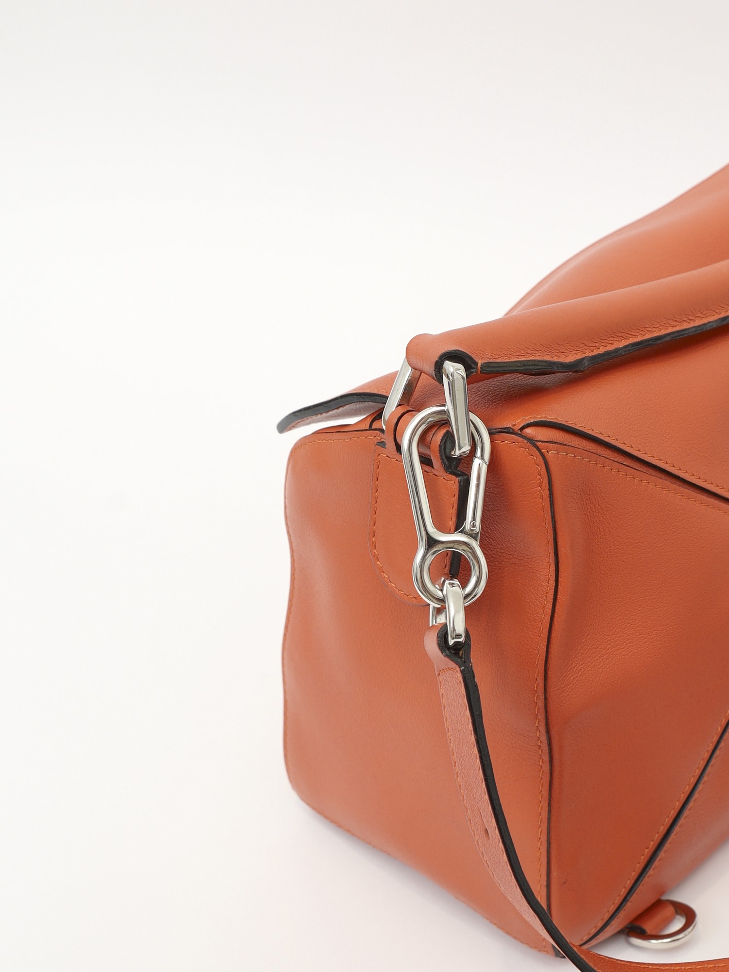 Loewe Puzzle 6