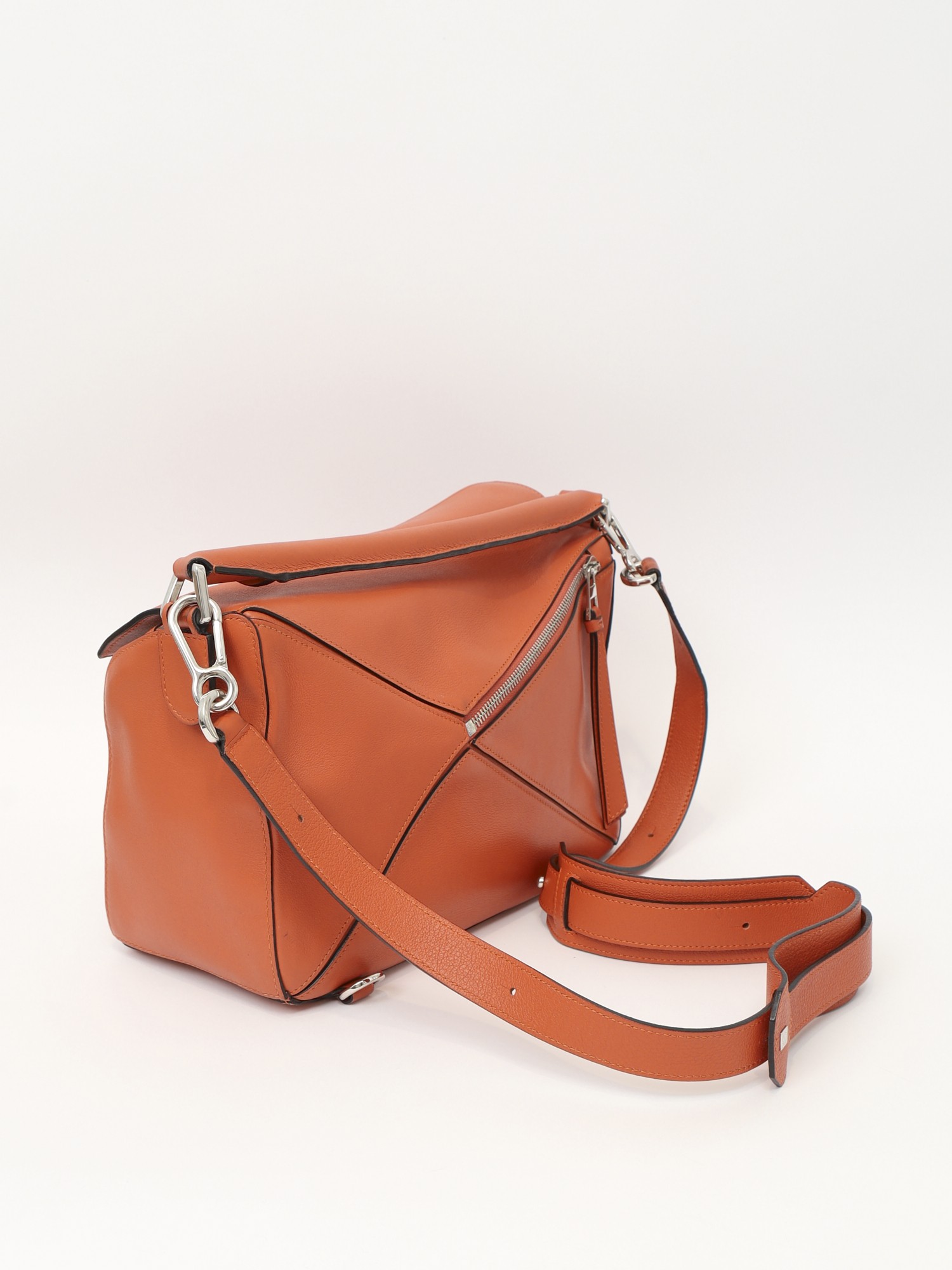 Loewe Puzzle 3