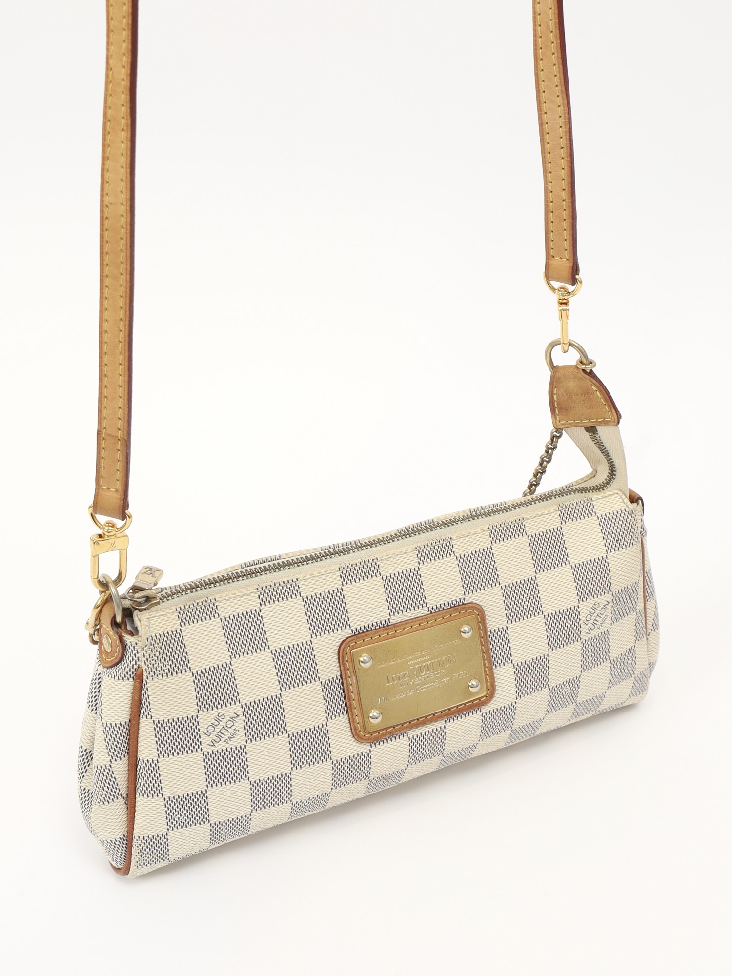 Louis Vuitton Eva 4