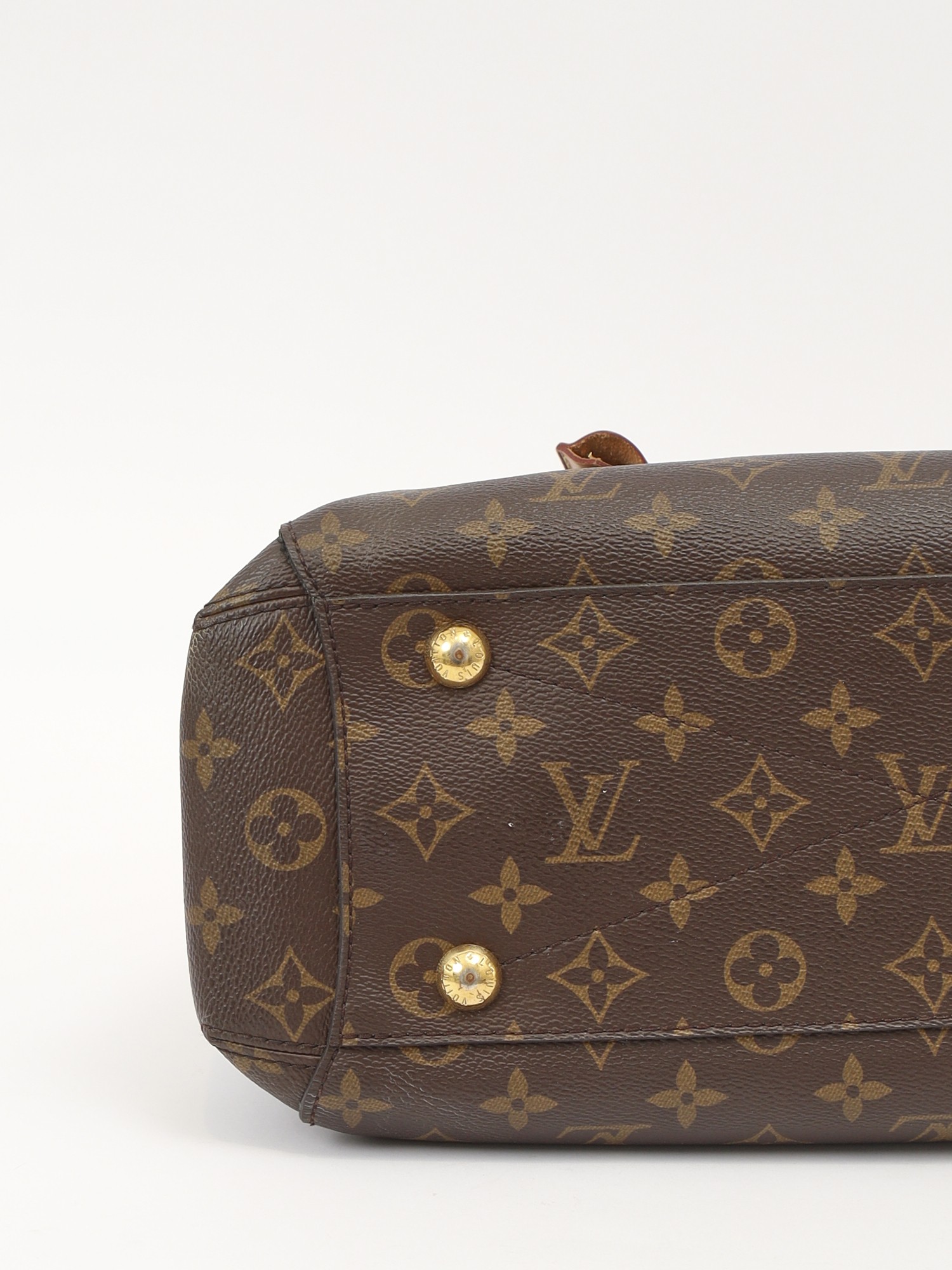 Louis Vuitton Montaigne 7