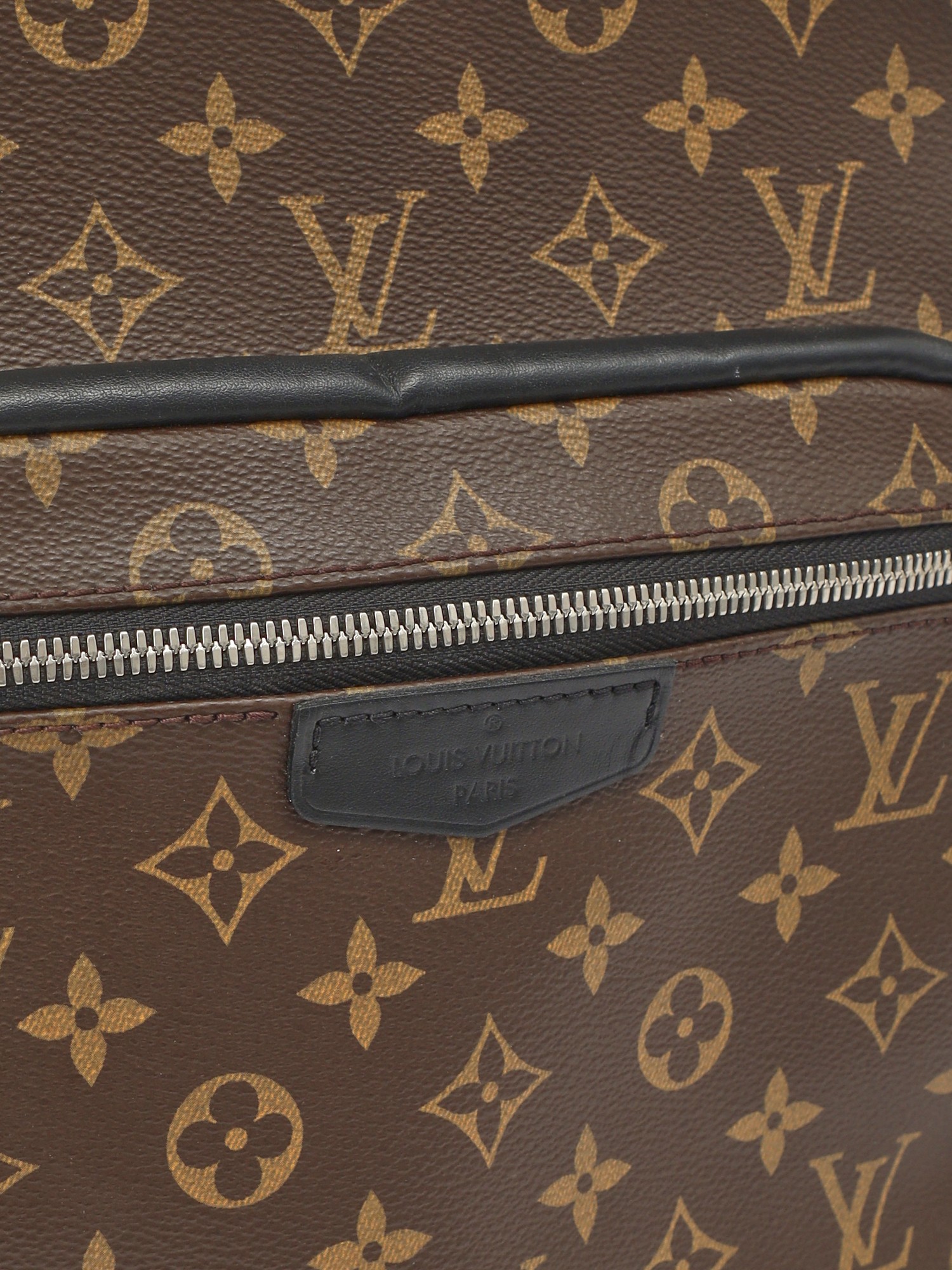 Louis Vuitton Josh 4