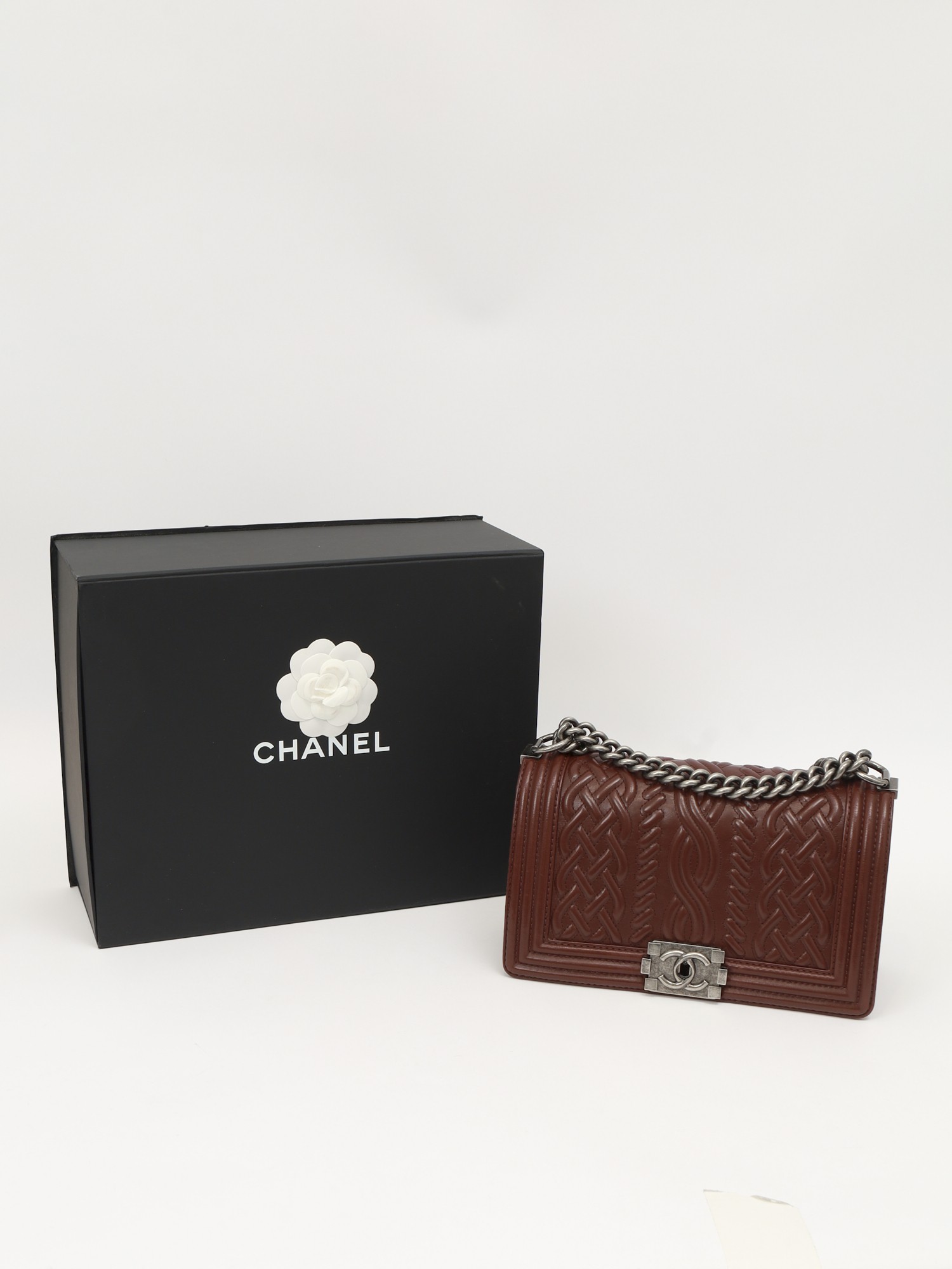 Chanel Boy 11