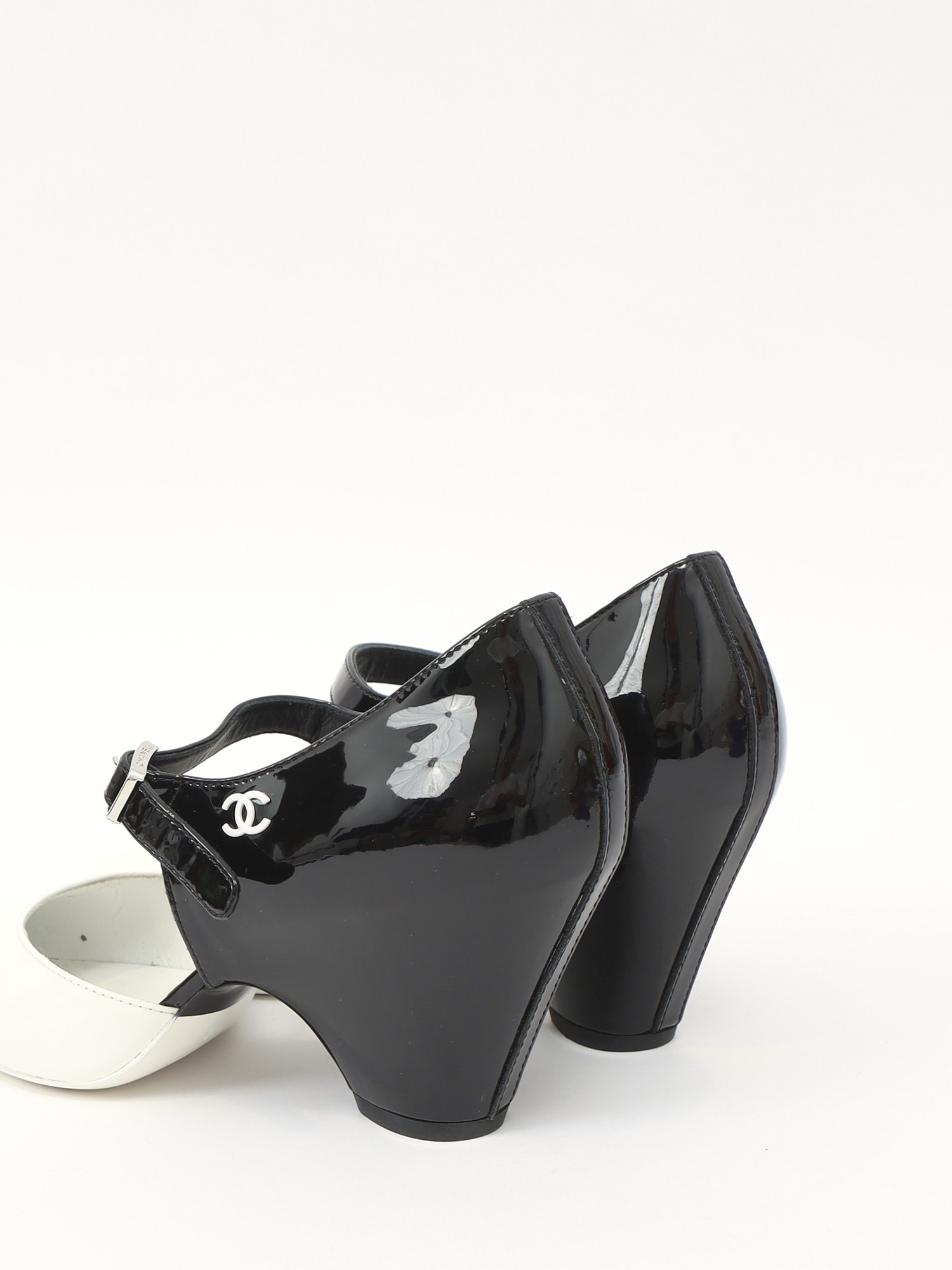 Chanel Shoes 39 8