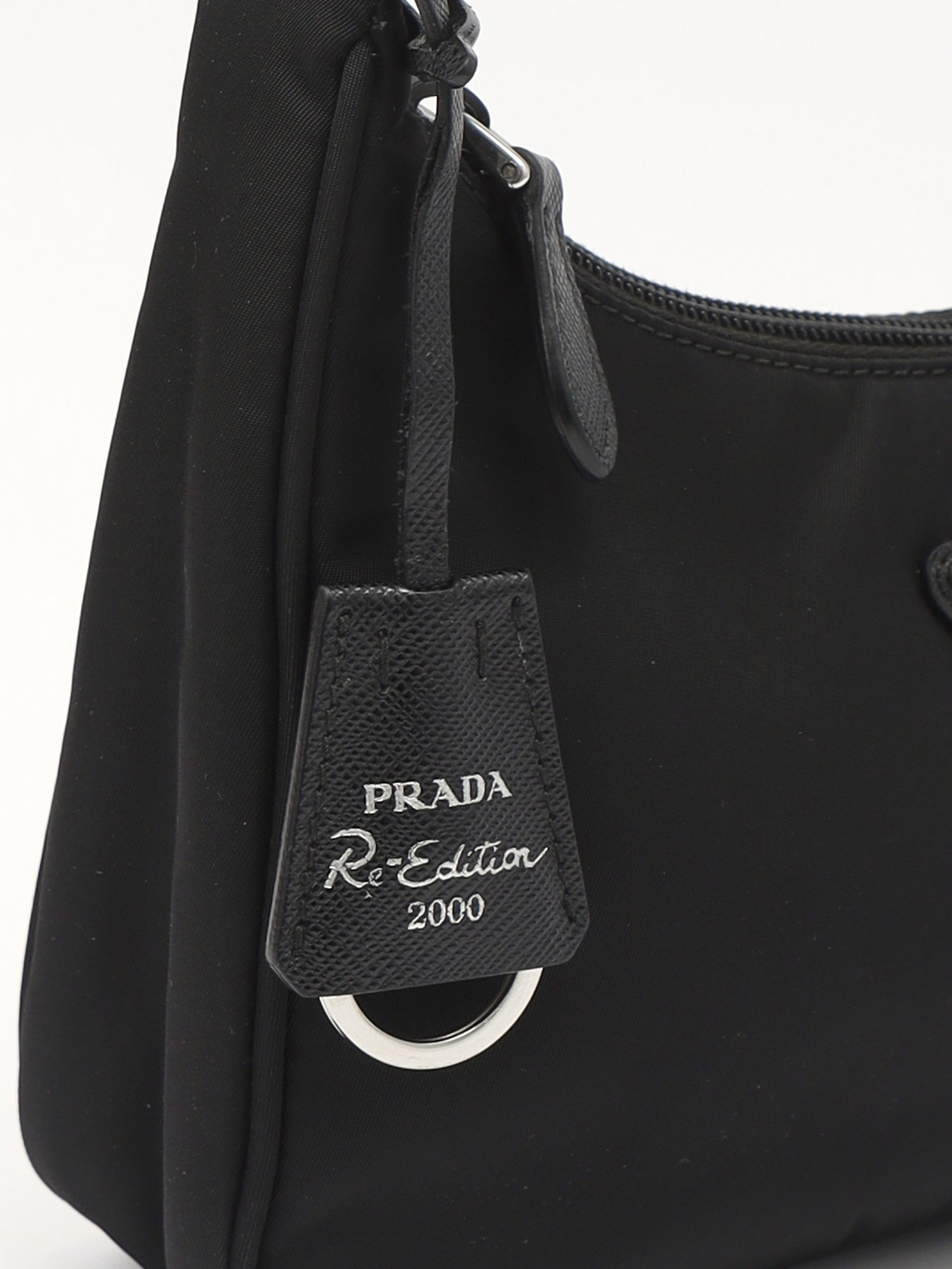Prada Re-Edition 2000 4
