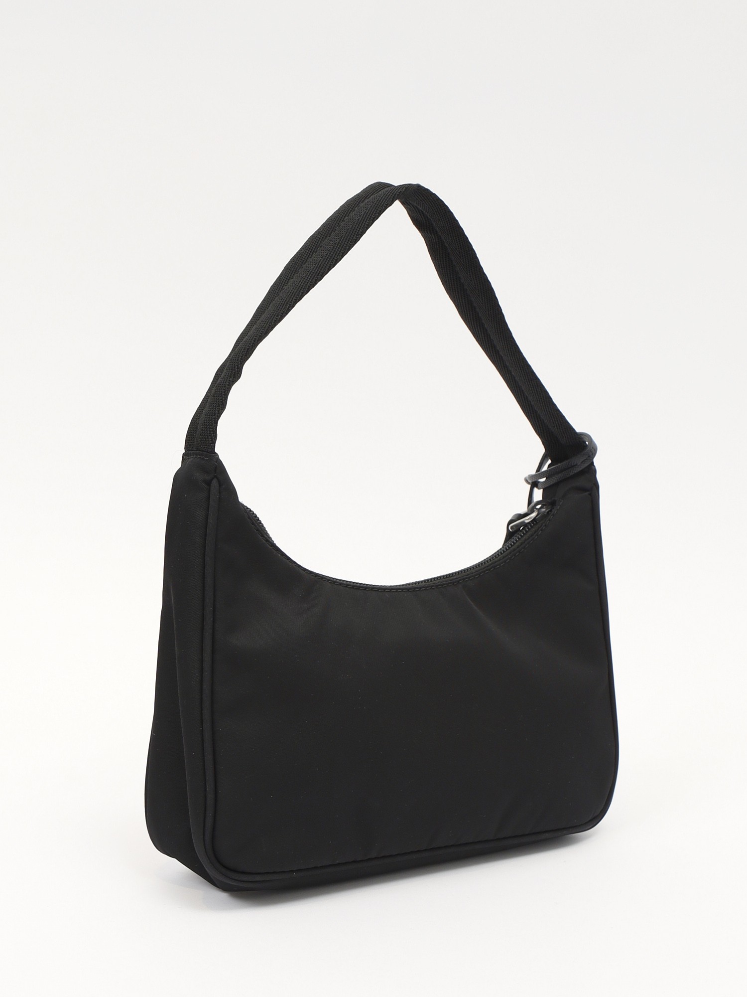 Prada Re-Edition 2000 3