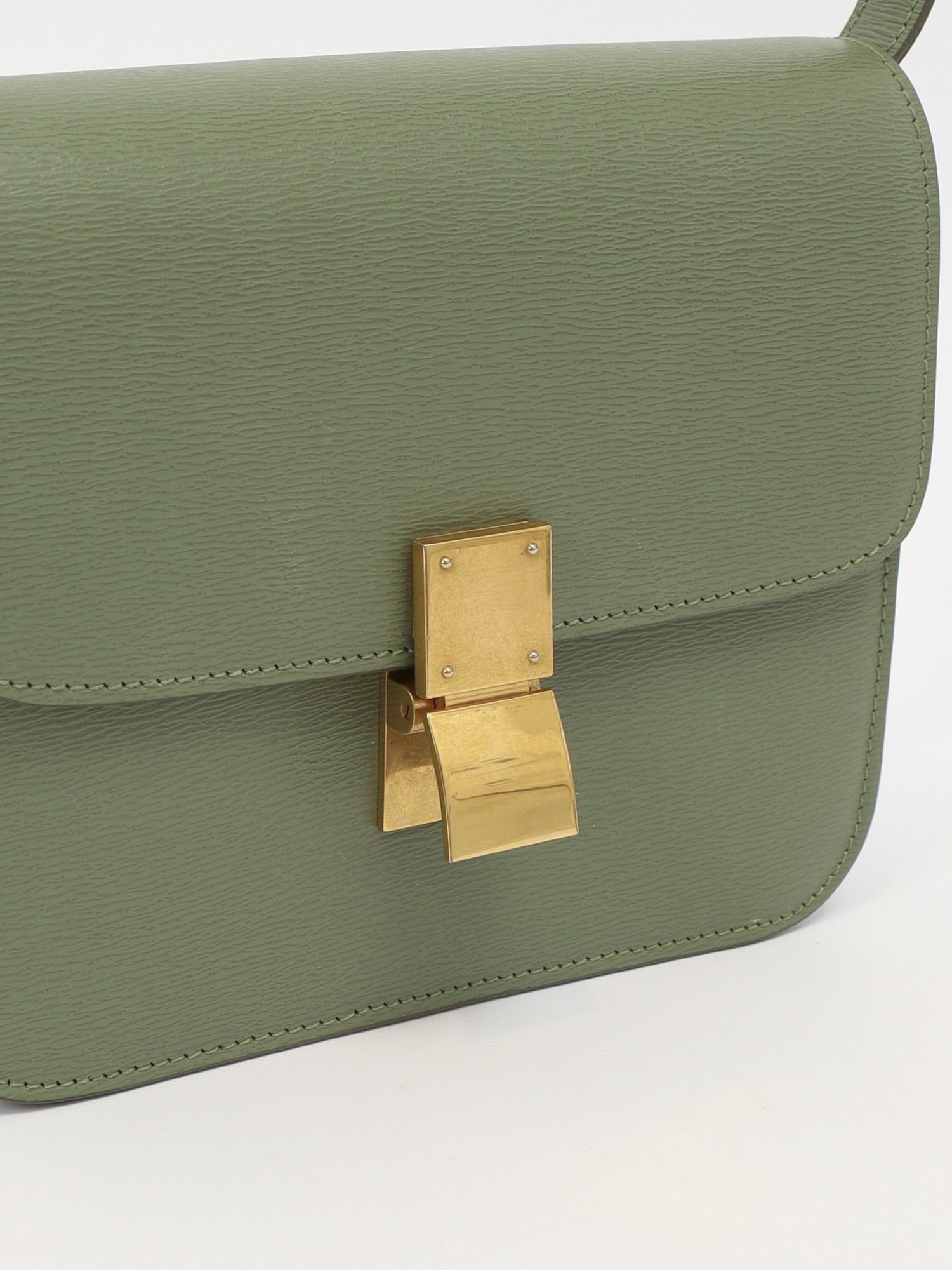 Celine Classic 5