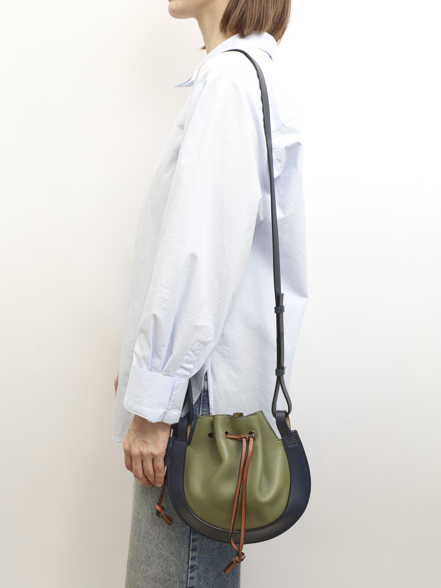 Loewe Horseshoe 1