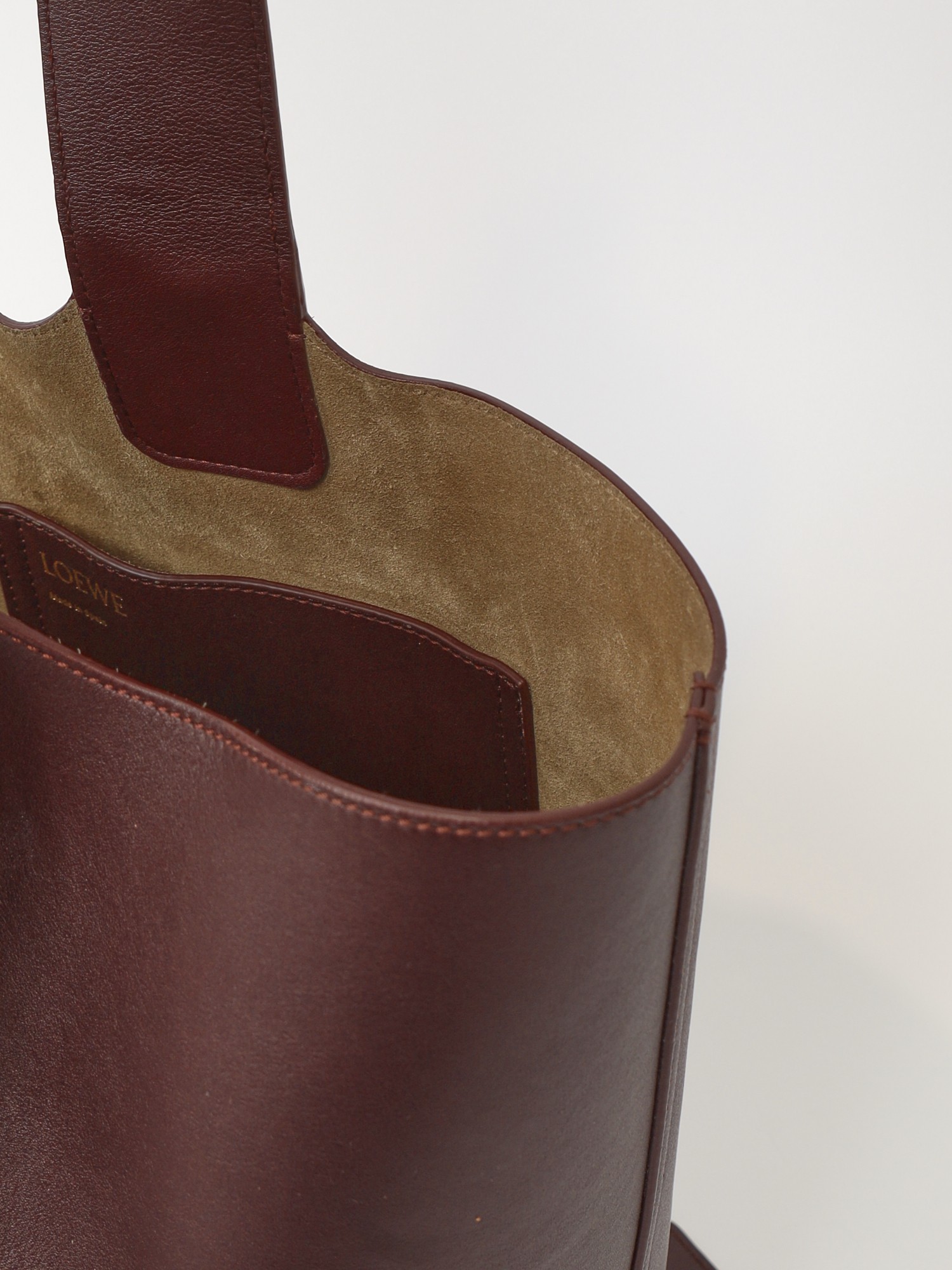 Loewe Pebble 5