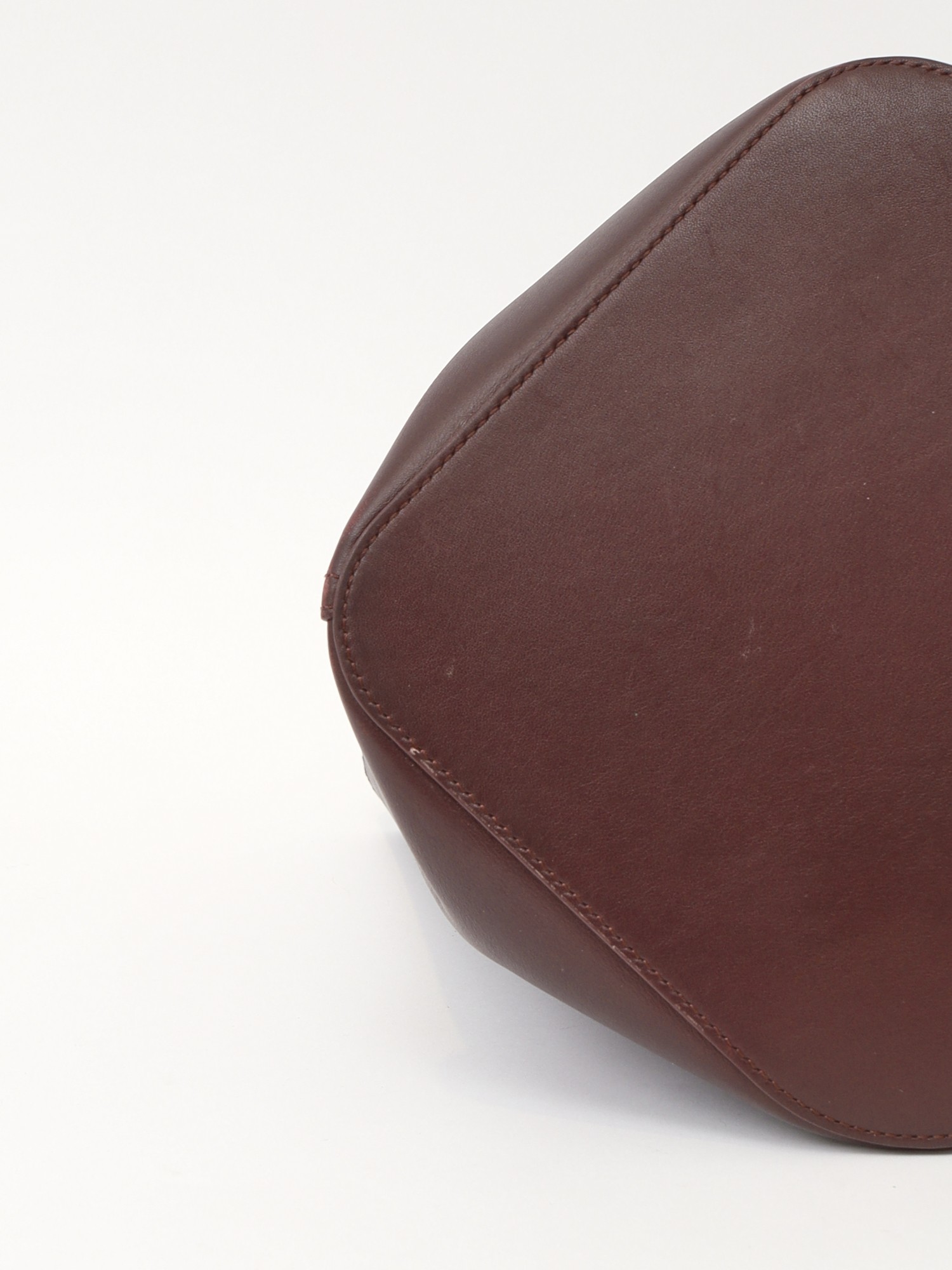 Loewe Pebble 7