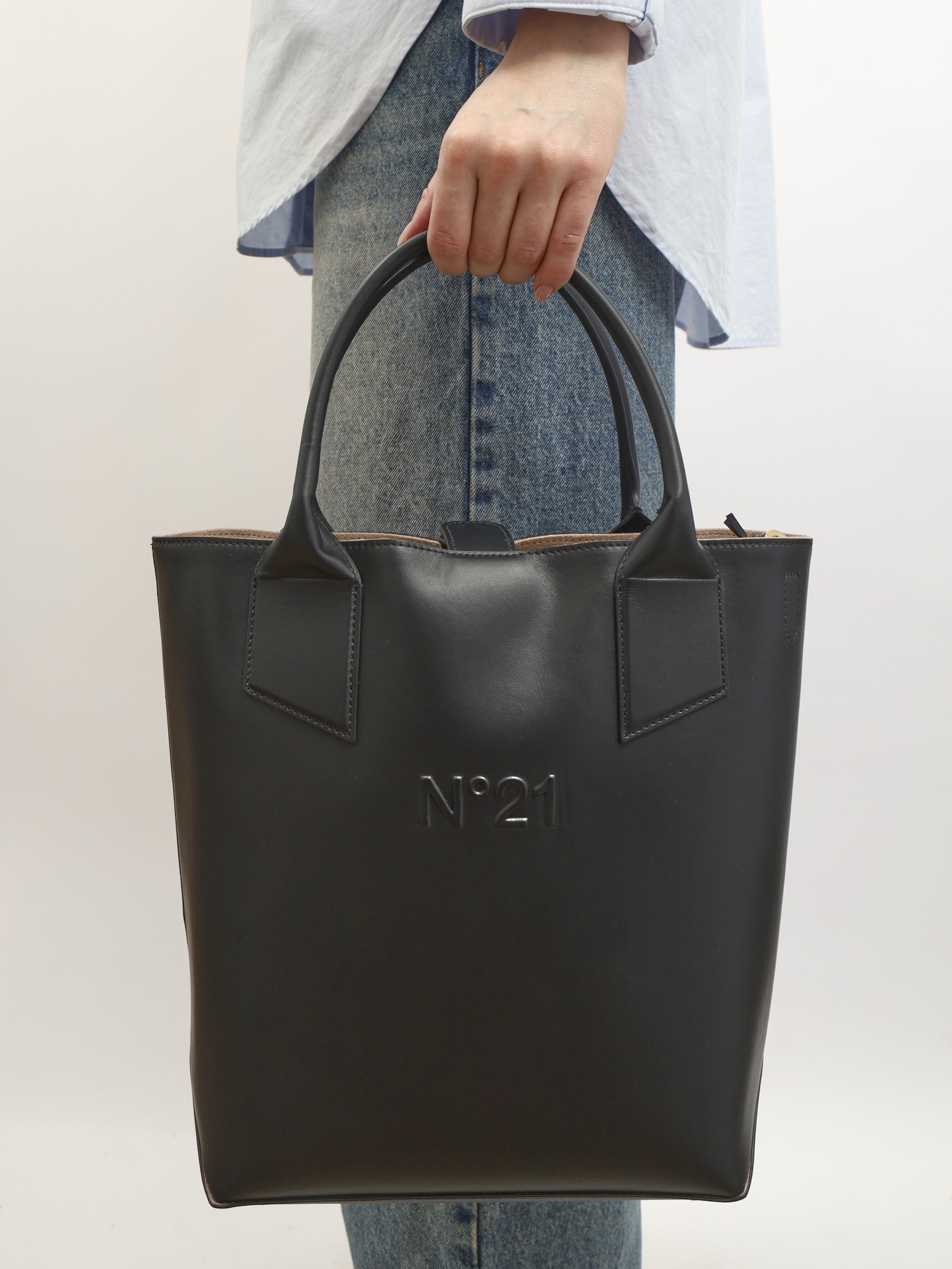 N21 Leather Bag 1