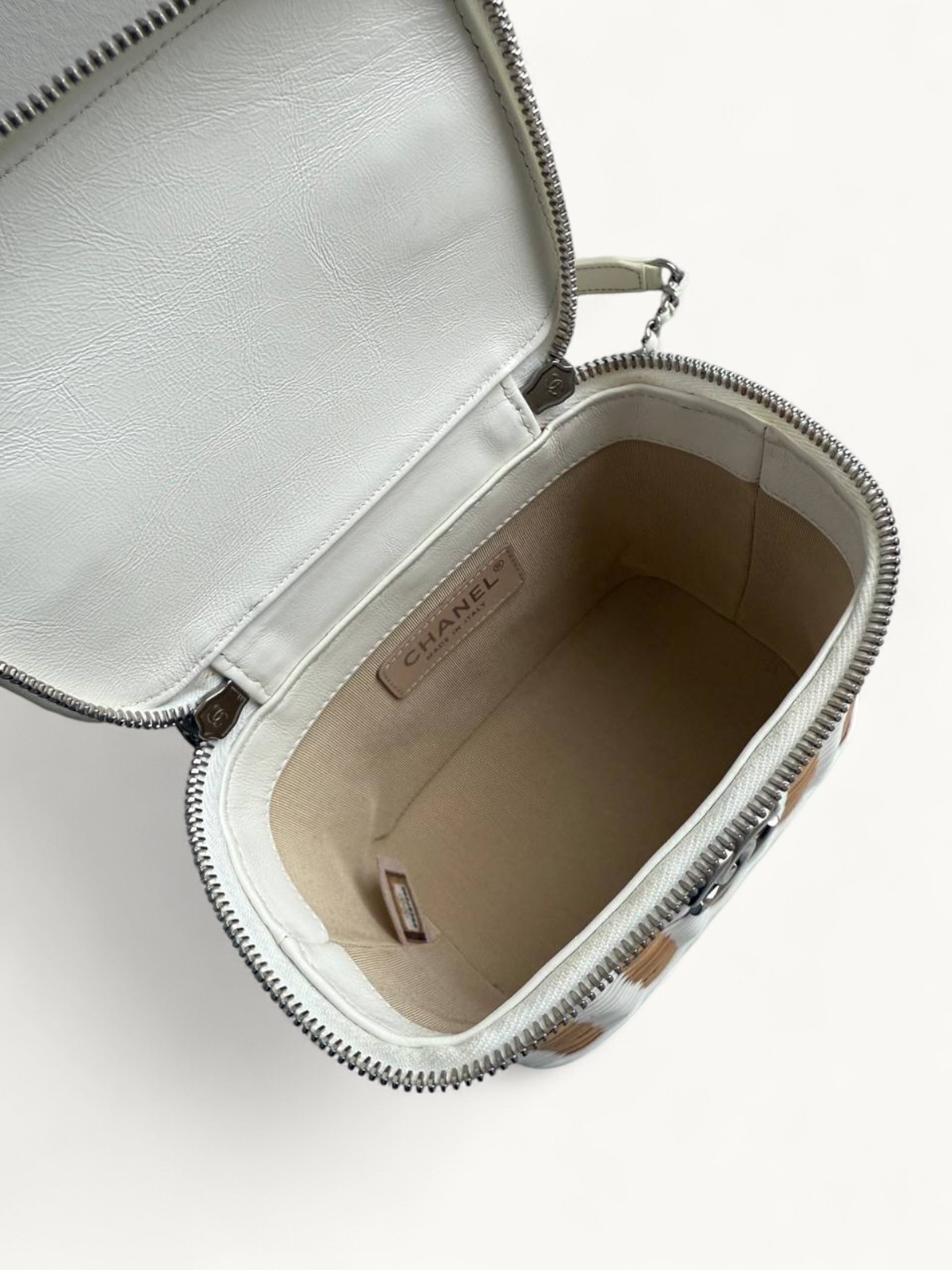 Chanel Take Away 4