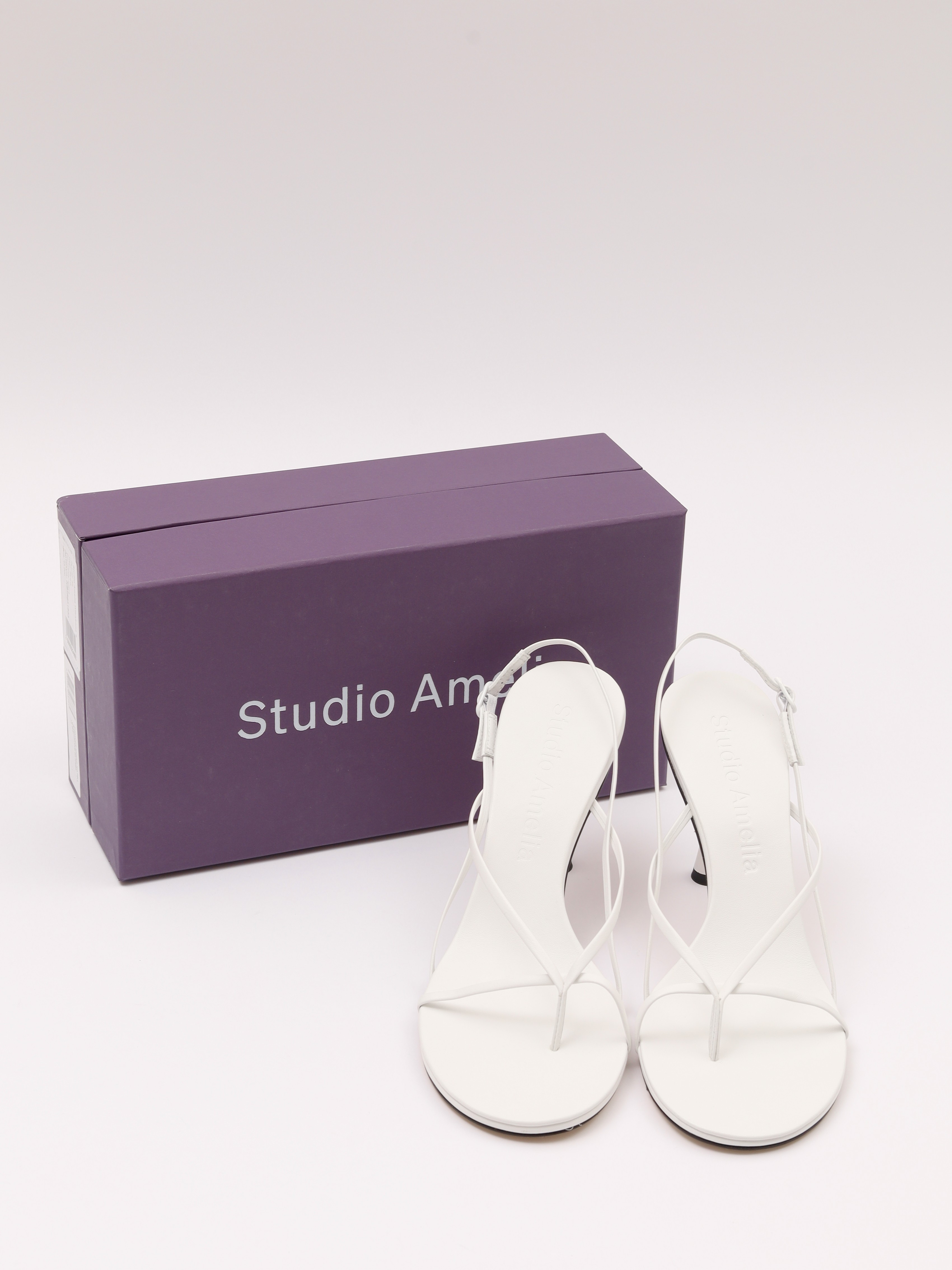 Studio Amelia Wishbone 90 37 2