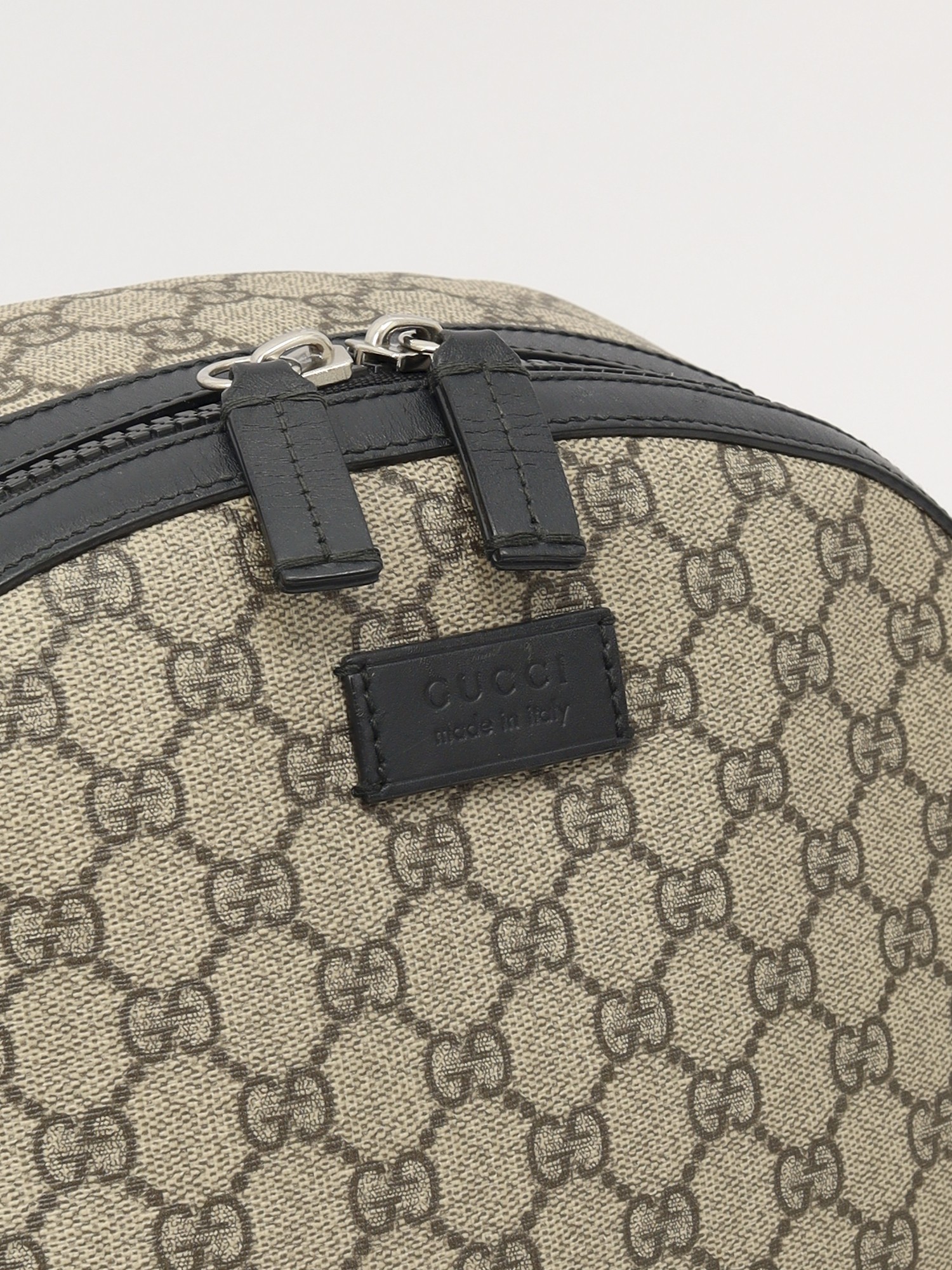 Gucci GG Supreme  4