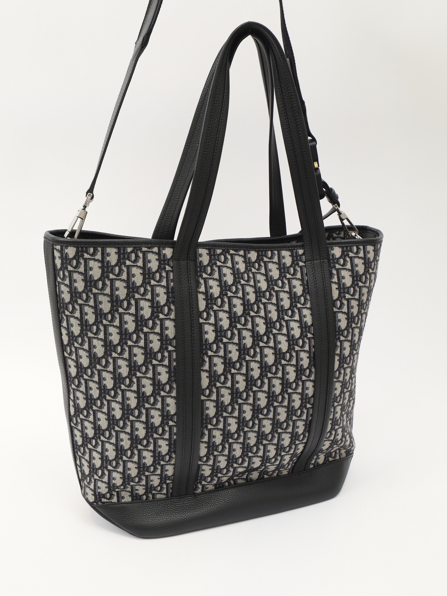 Dior Textile Bag  4