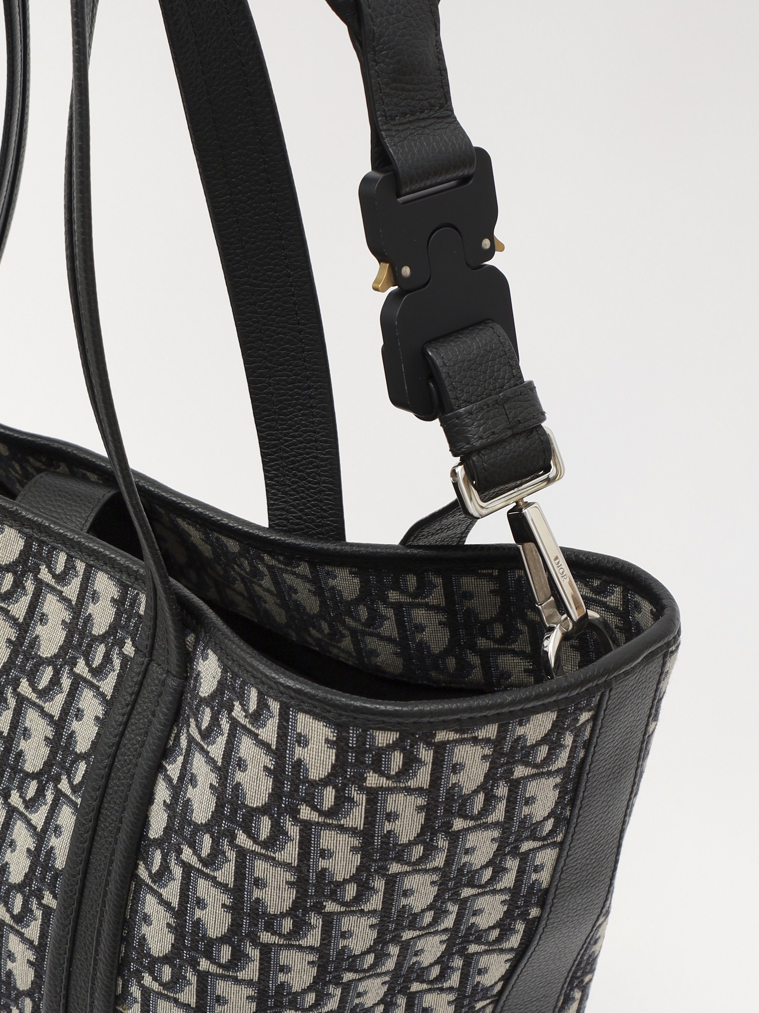 Dior Textile Bag  7